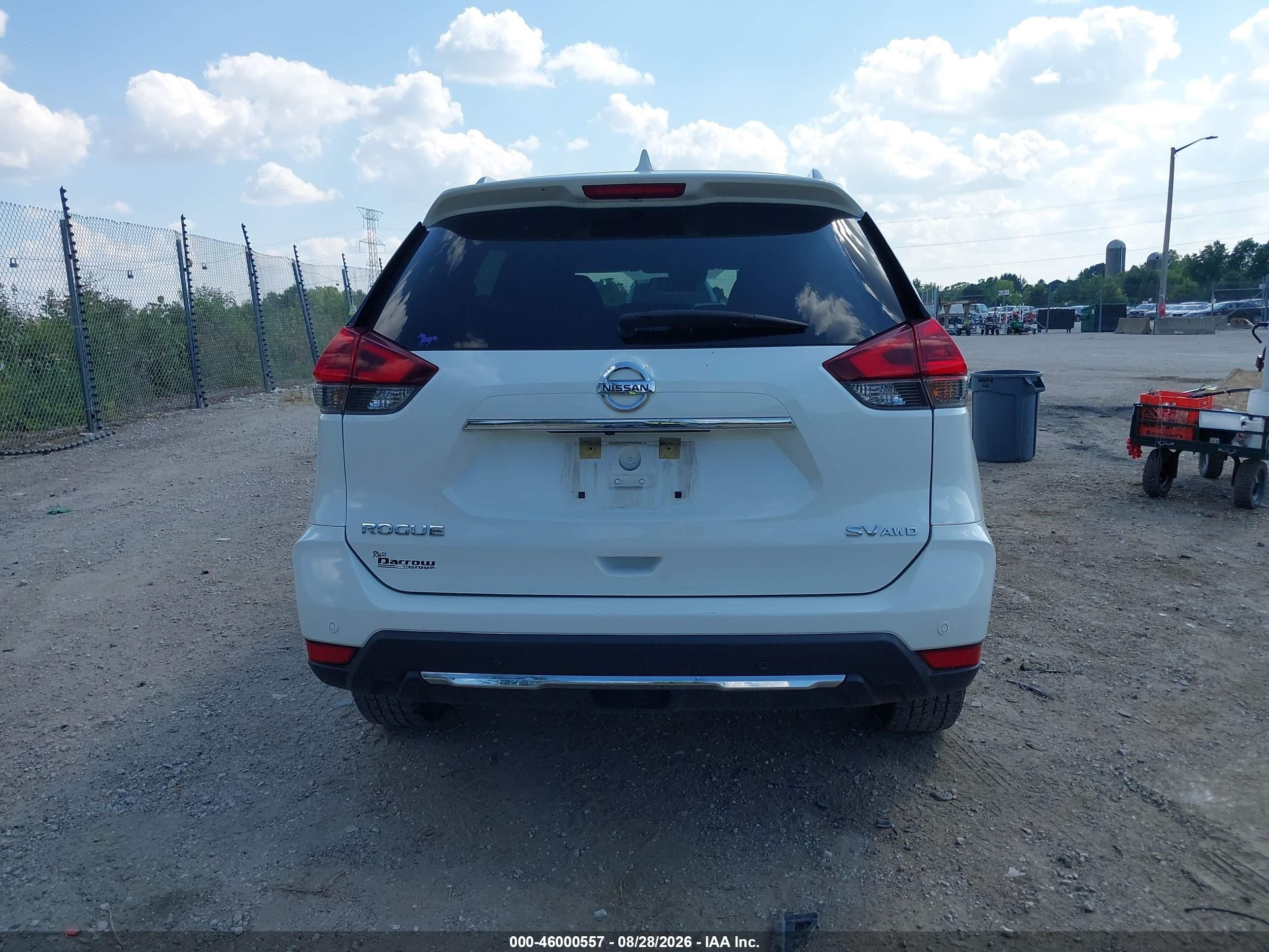 2019 Nissan Rogue Sv White vin: KNMAT2MV8KP543247