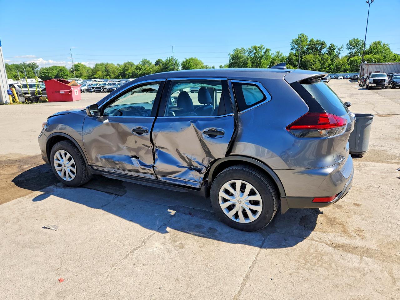 2020 Nissan Rogue S Серый vin: KNMAT2MV8LP504465