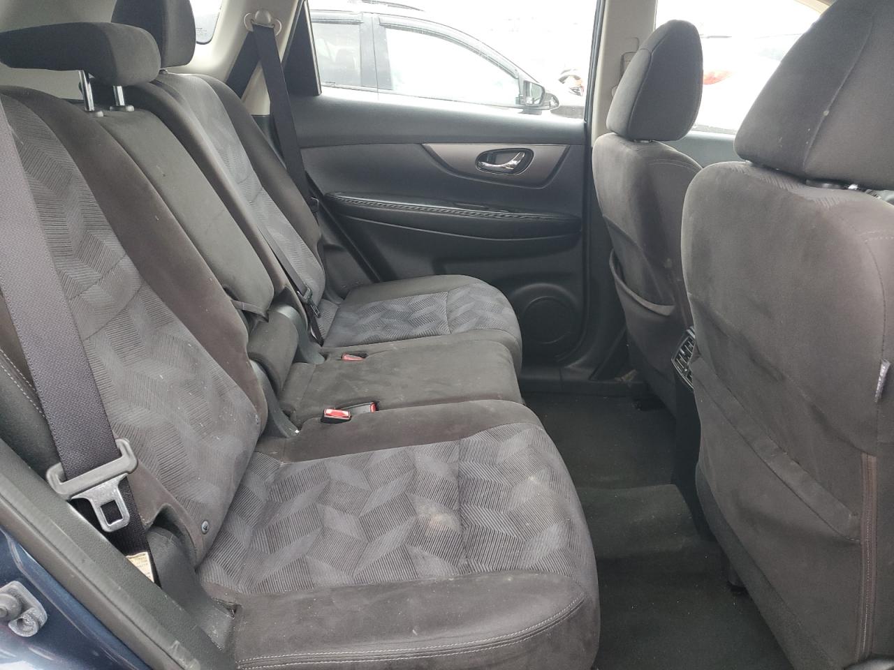 2015 Nissan Rogue S Blue vin: KNMAT2MV9FP512823