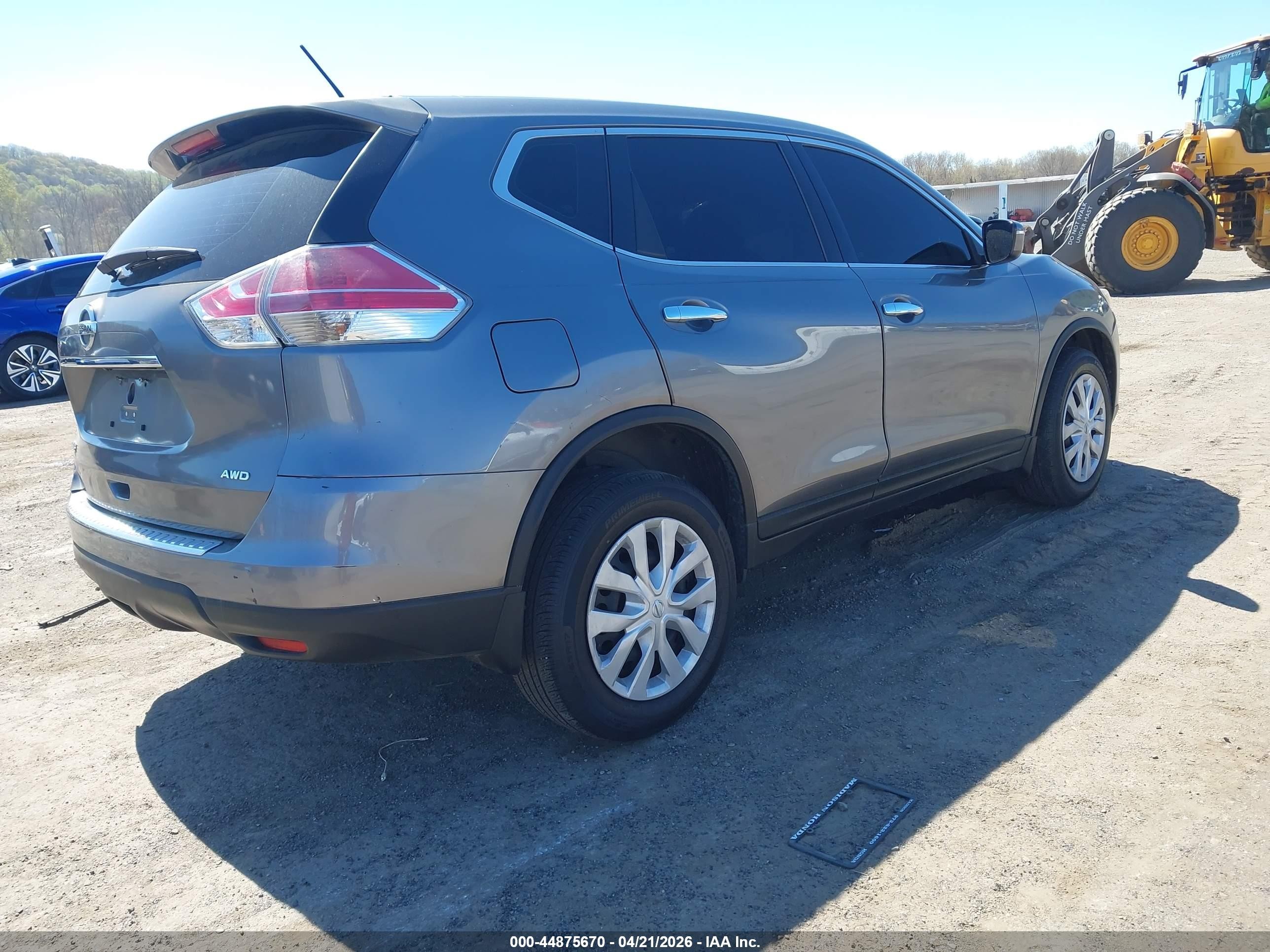 2015 Nissan Rogue S Gray vin: KNMAT2MV9FP528505