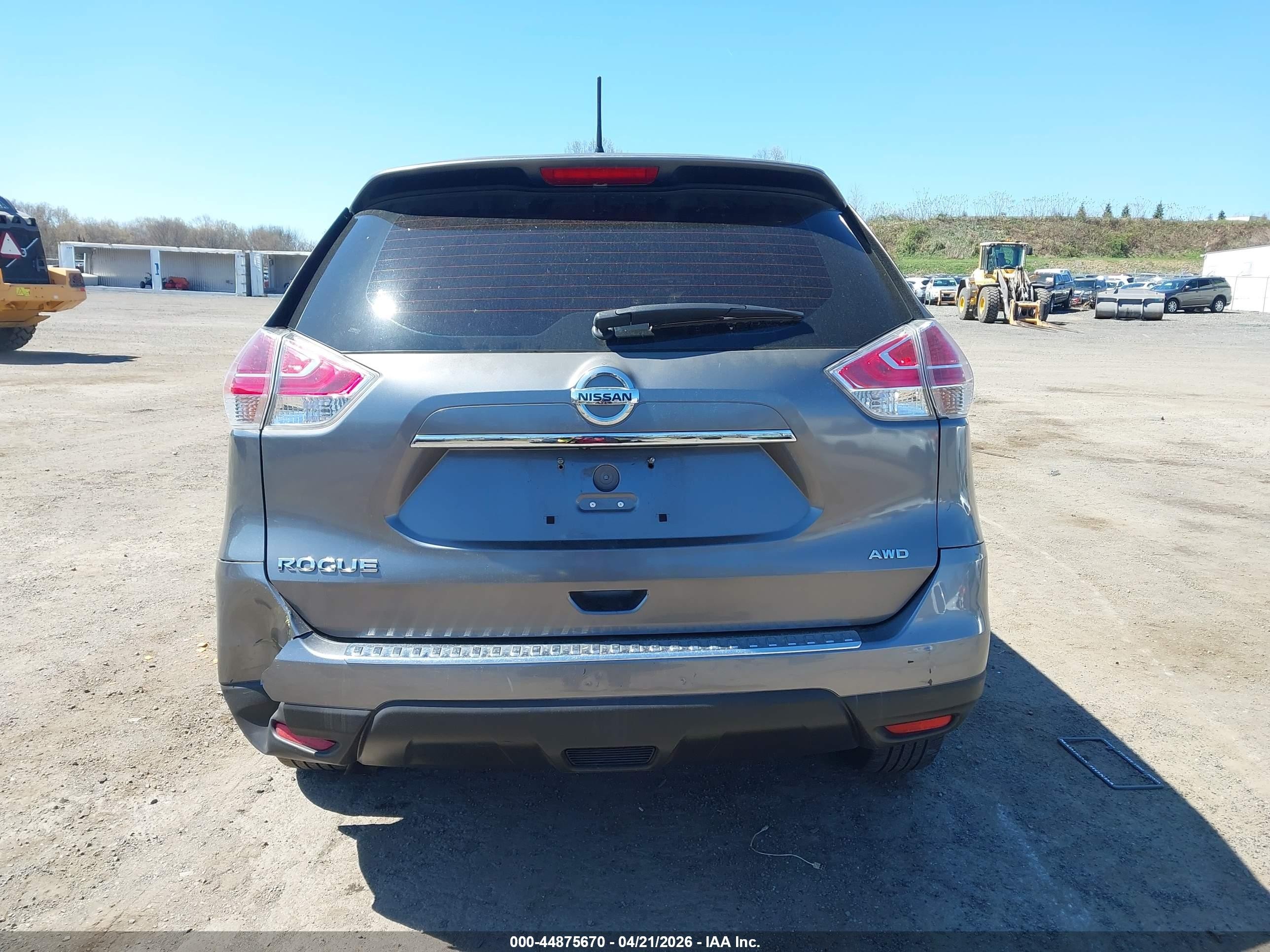2015 Nissan Rogue S Gray vin: KNMAT2MV9FP528505
