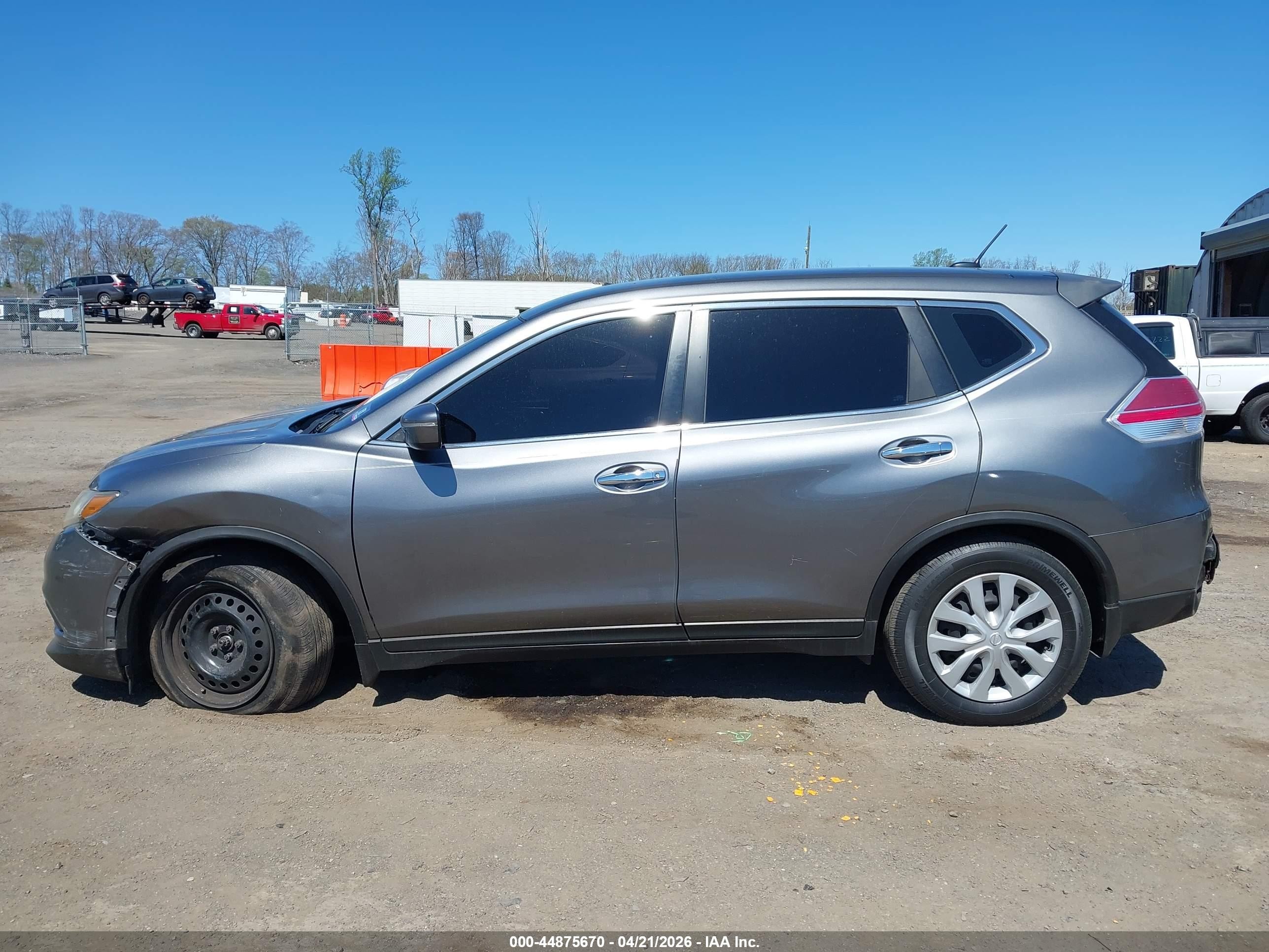 2015 Nissan Rogue S Gray vin: KNMAT2MV9FP528505