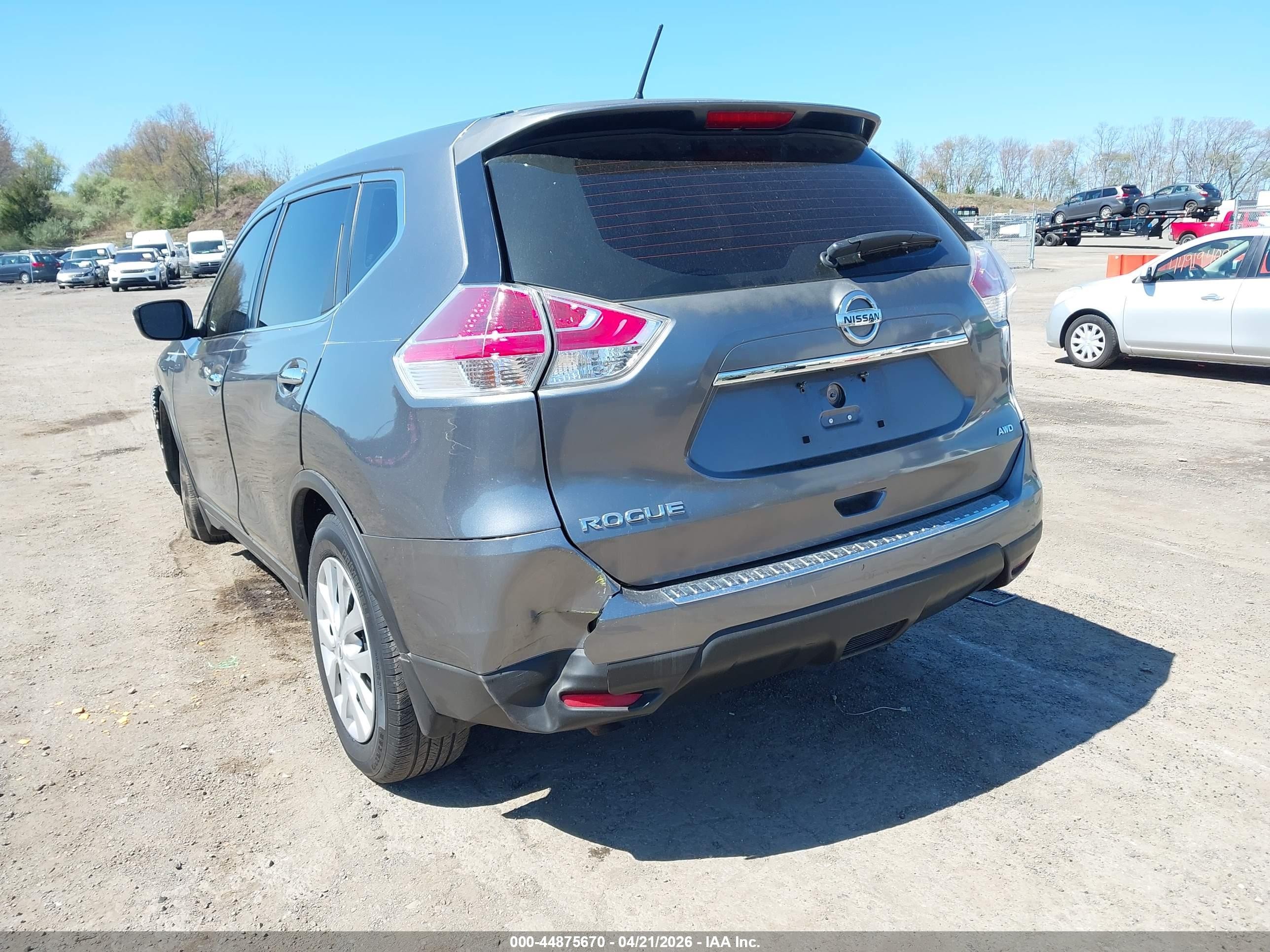 2015 Nissan Rogue S Gray vin: KNMAT2MV9FP528505