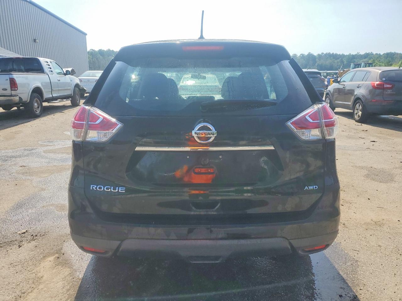 2015 Nissan Rogue S Black vin: KNMAT2MV9FP528553