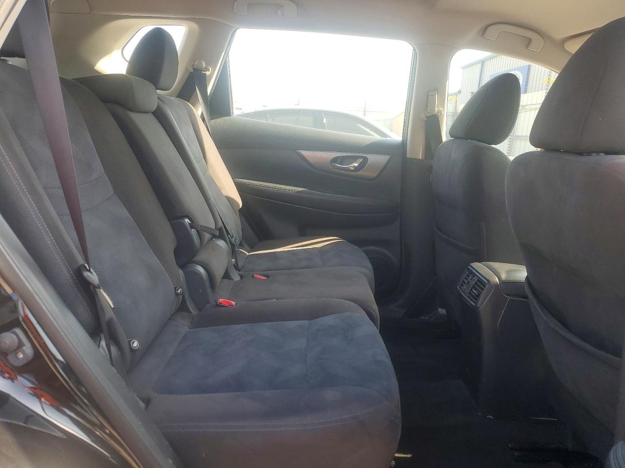 2015 Nissan Rogue S Black vin: KNMAT2MV9FP528553