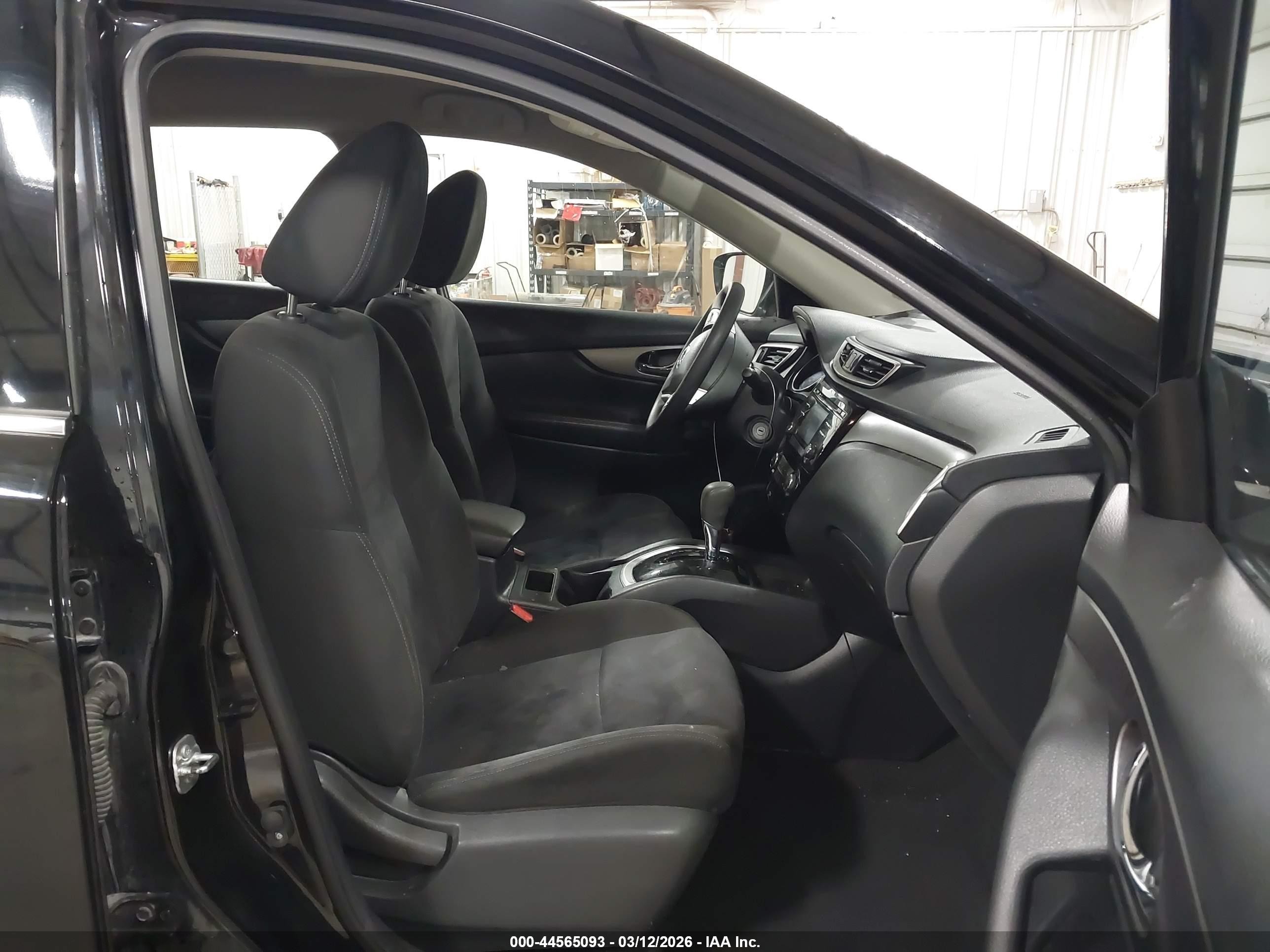 2015 Nissan Rogue S Black vin: KNMAT2MV9FP528732