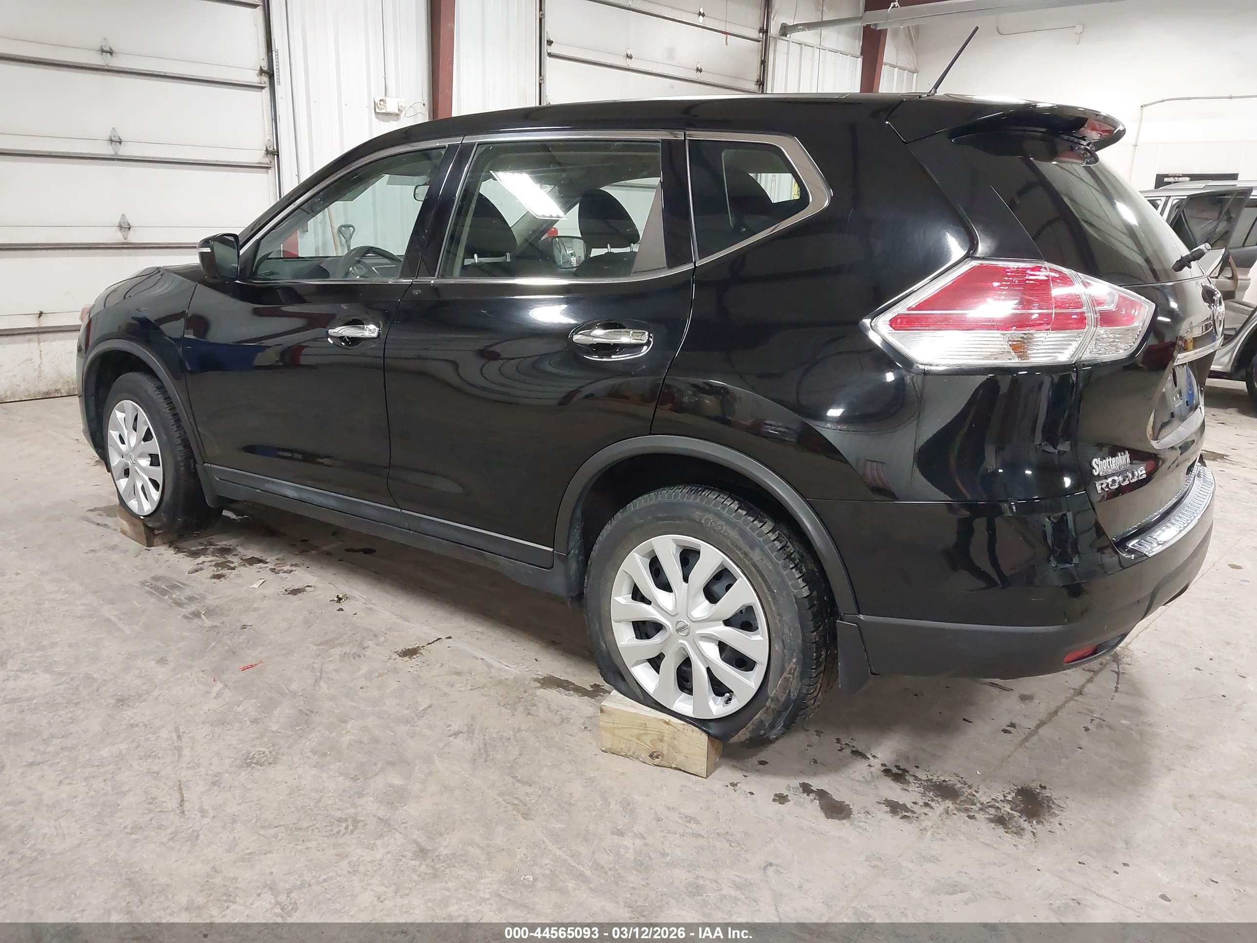 2015 Nissan Rogue S Black vin: KNMAT2MV9FP528732