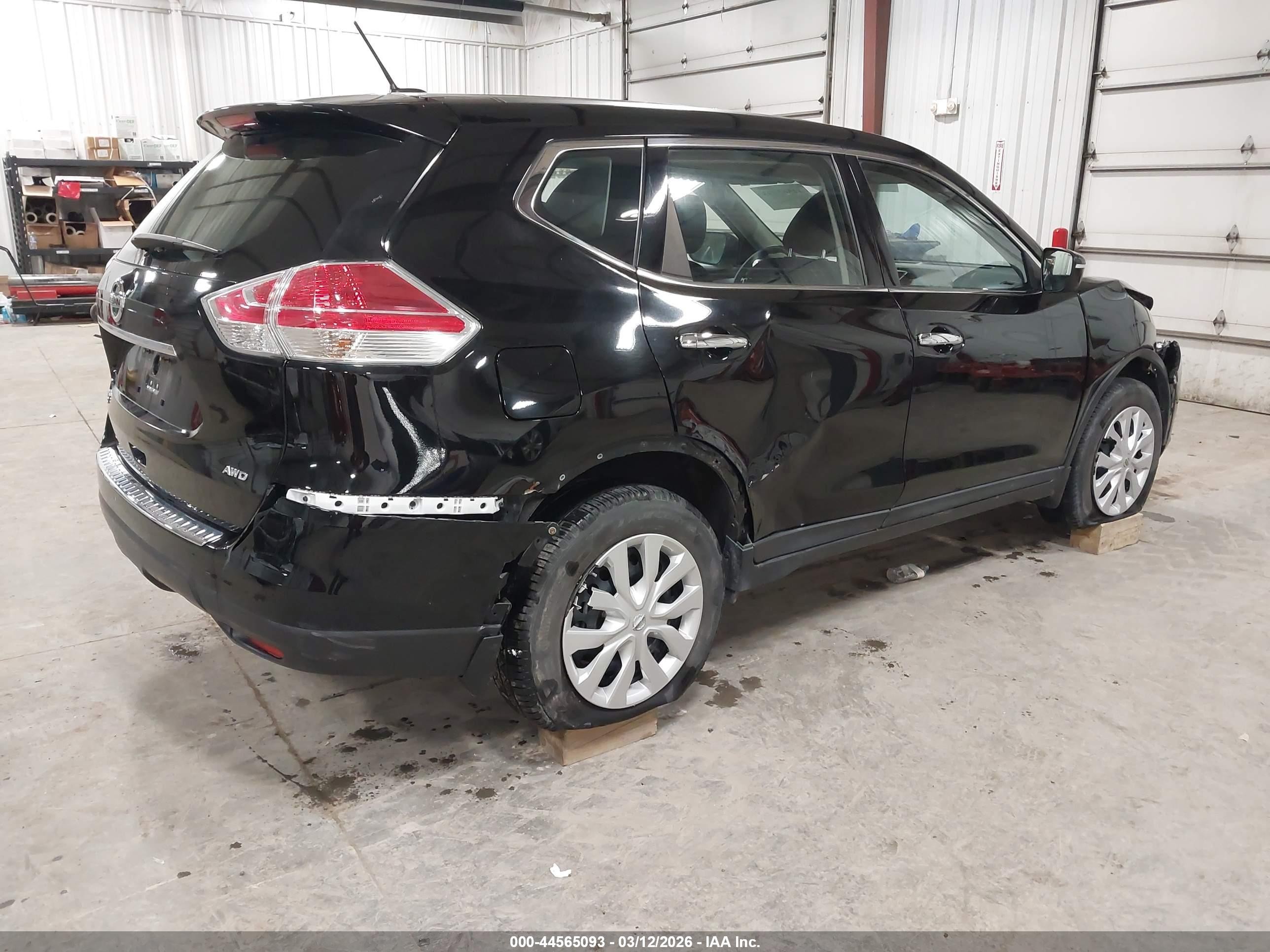 2015 Nissan Rogue S Black vin: KNMAT2MV9FP528732