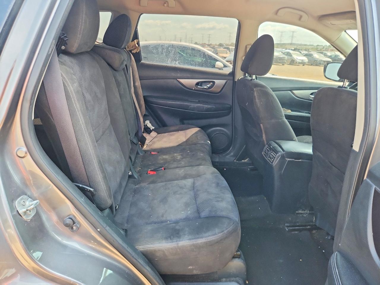 2015 Nissan Rogue S Gray vin: KNMAT2MV9FP538712