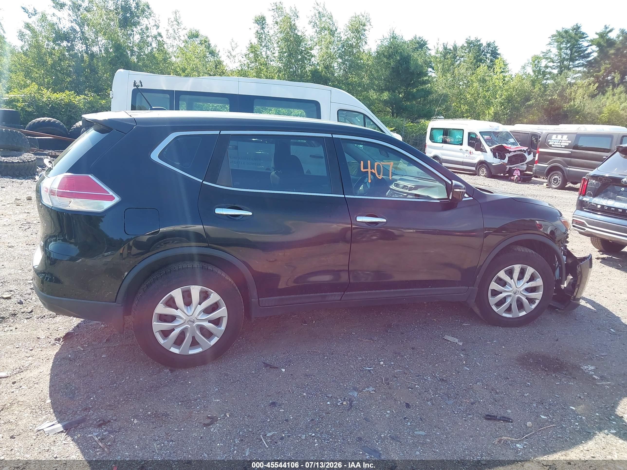 2015 Nissan Rogue S Черный vin: KNMAT2MV9FP542081
