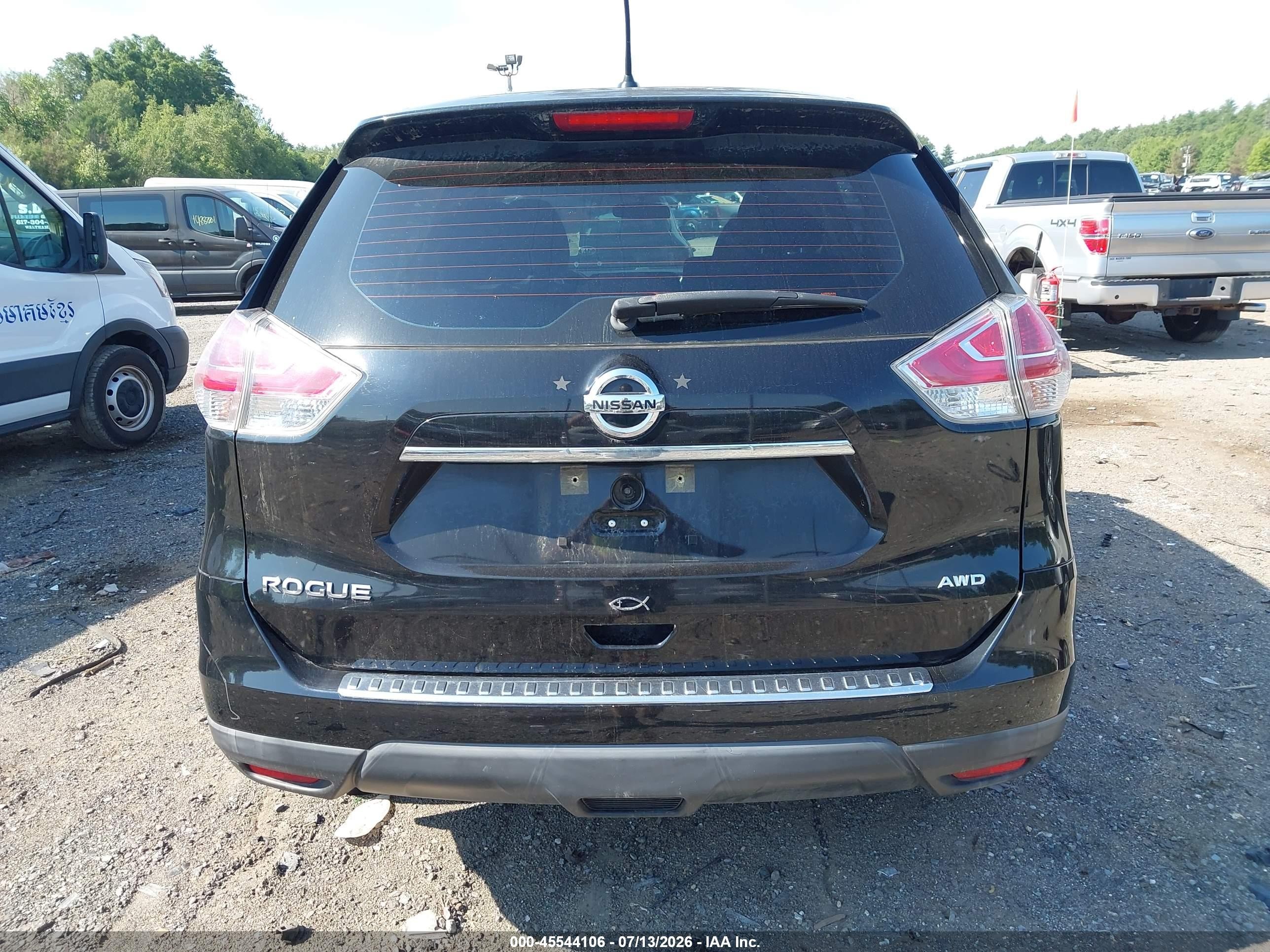 2015 Nissan Rogue S Черный vin: KNMAT2MV9FP542081