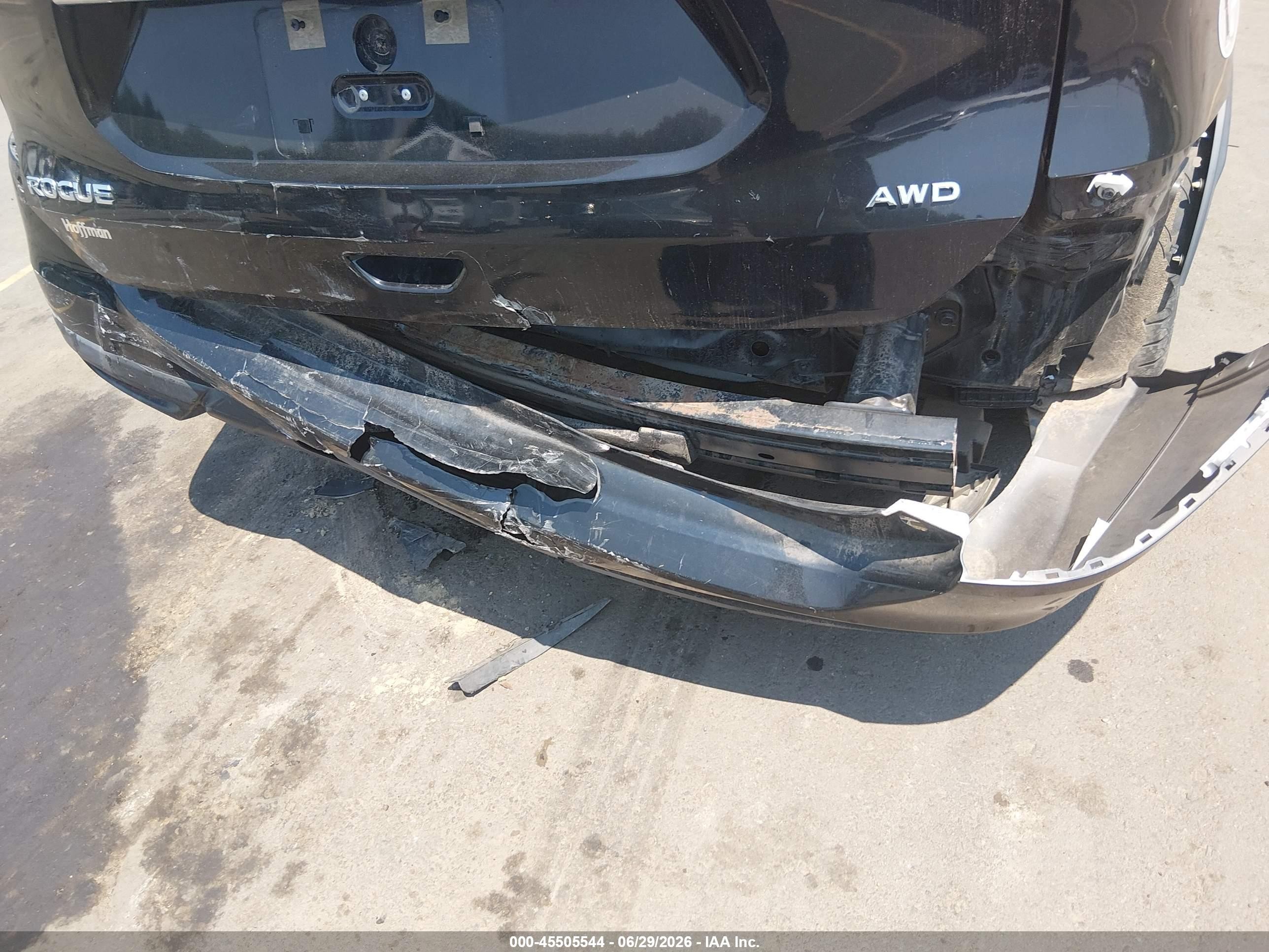 2015 Nissan Rogue S Black vin: KNMAT2MV9FP544297
