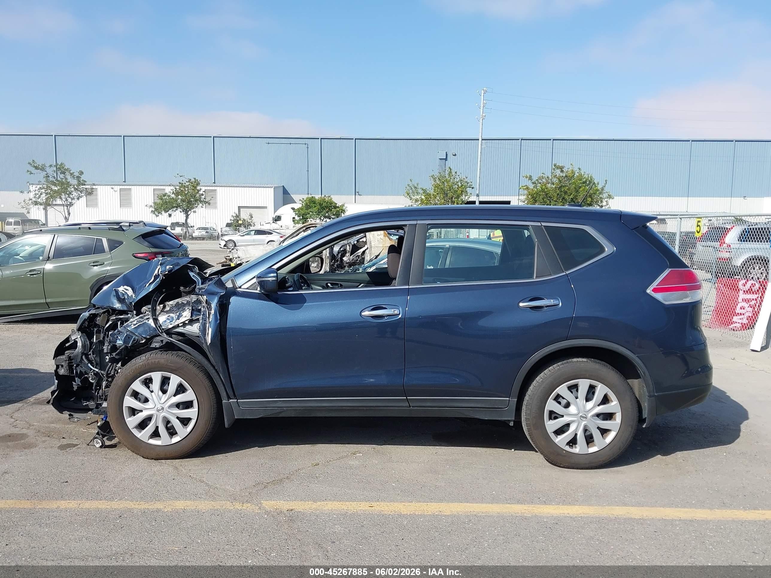 2015 Nissan Rogue S Blue vin: KNMAT2MV9FP564355