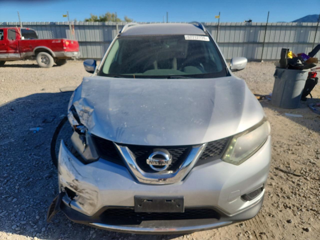 2015 Nissan Rogue Sv Silver vin: KNMAT2MV9FP569880