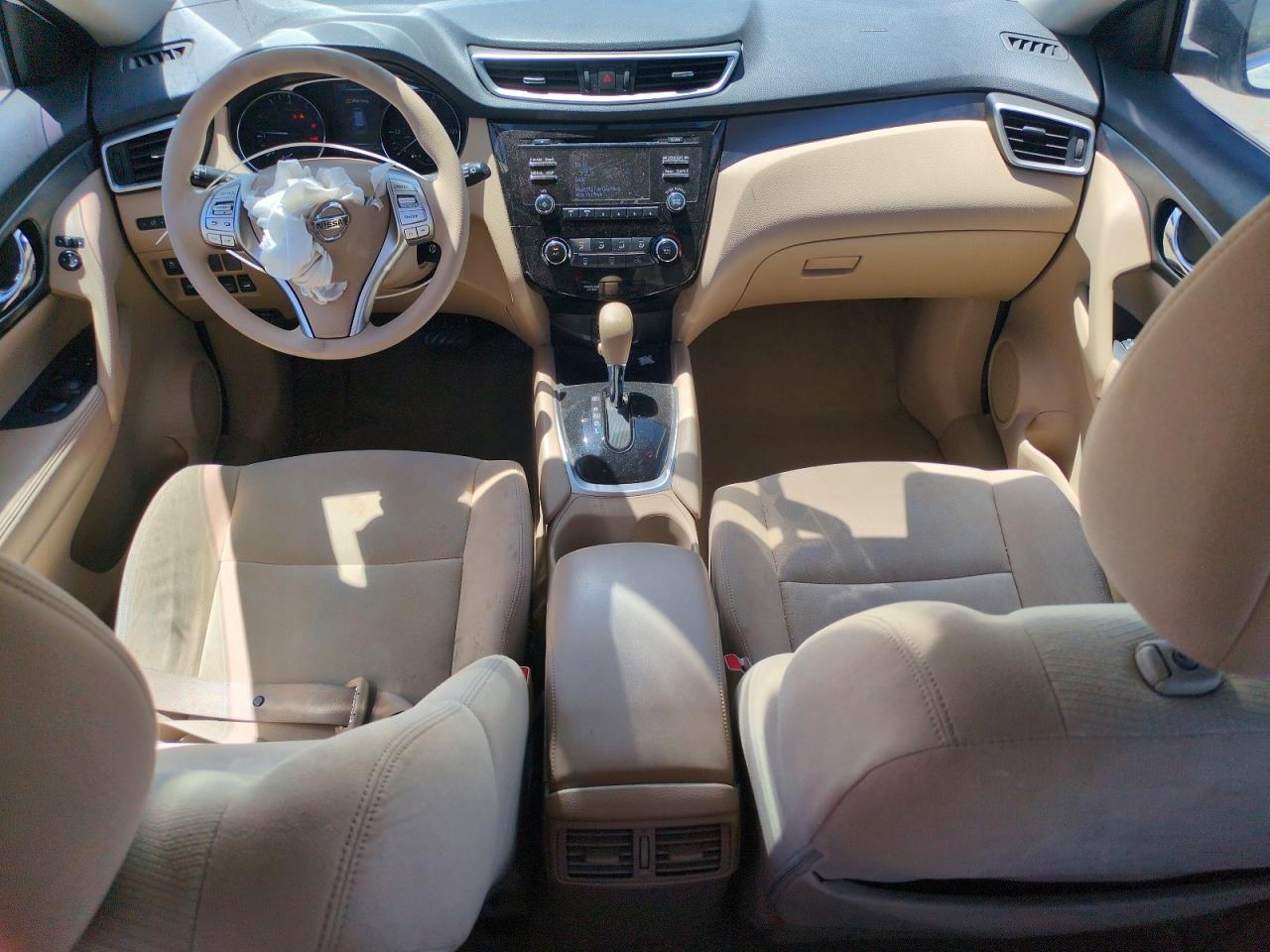 2015 Nissan Rogue S White vin: KNMAT2MV9FP580135