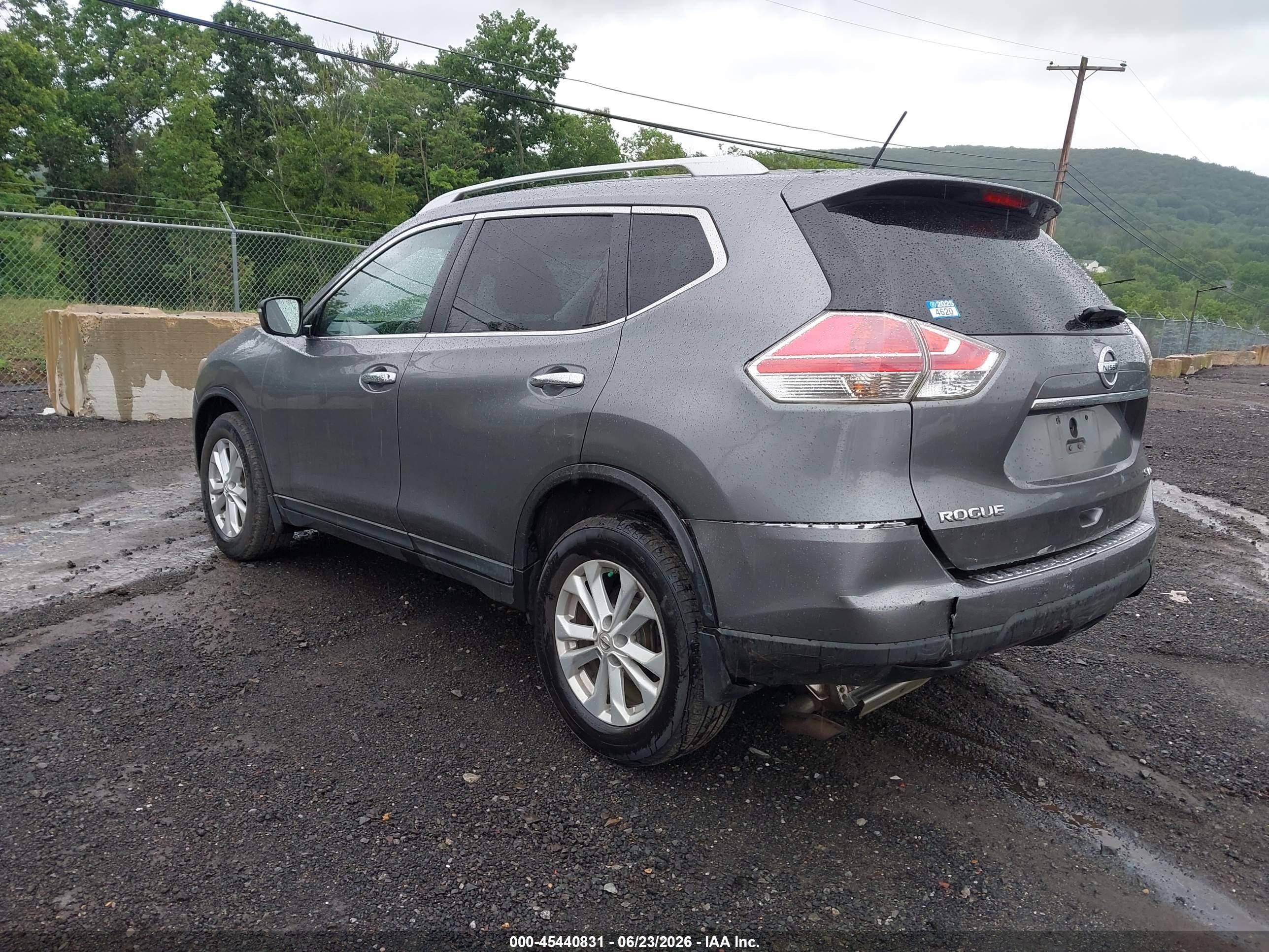 2015 Nissan Rogue Sv Gray vin: KNMAT2MV9FP581673