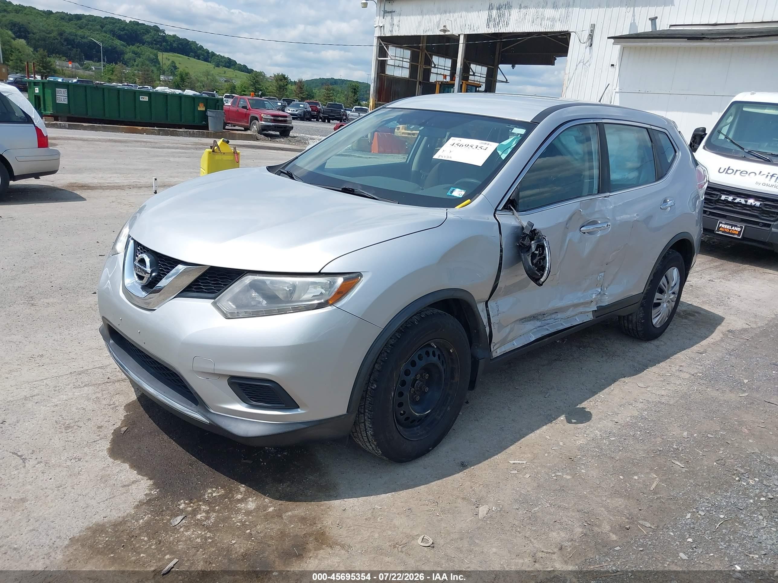 2015 Nissan Rogue S Silver vin: KNMAT2MV9FP583939