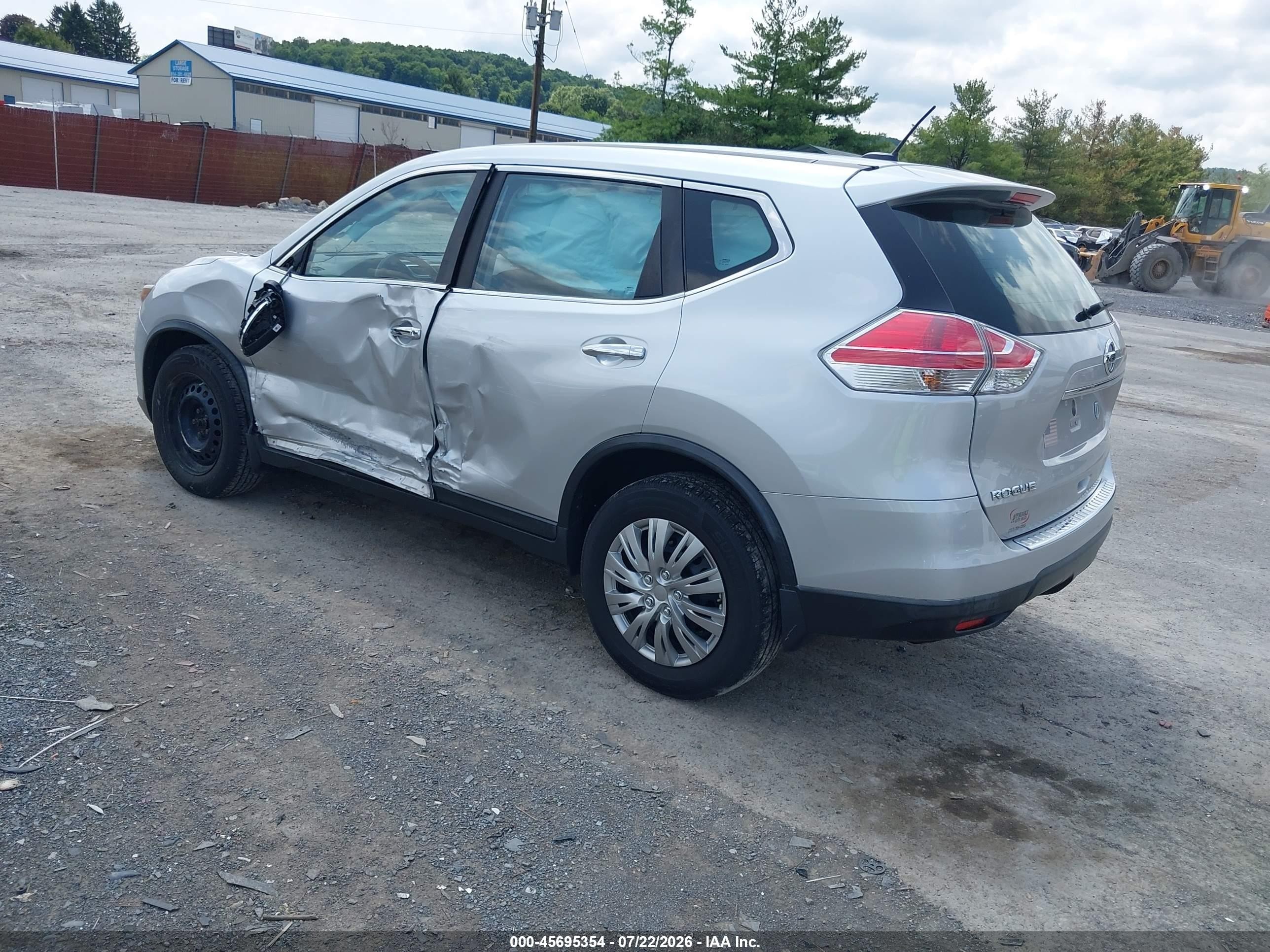 2015 Nissan Rogue S Silver vin: KNMAT2MV9FP583939