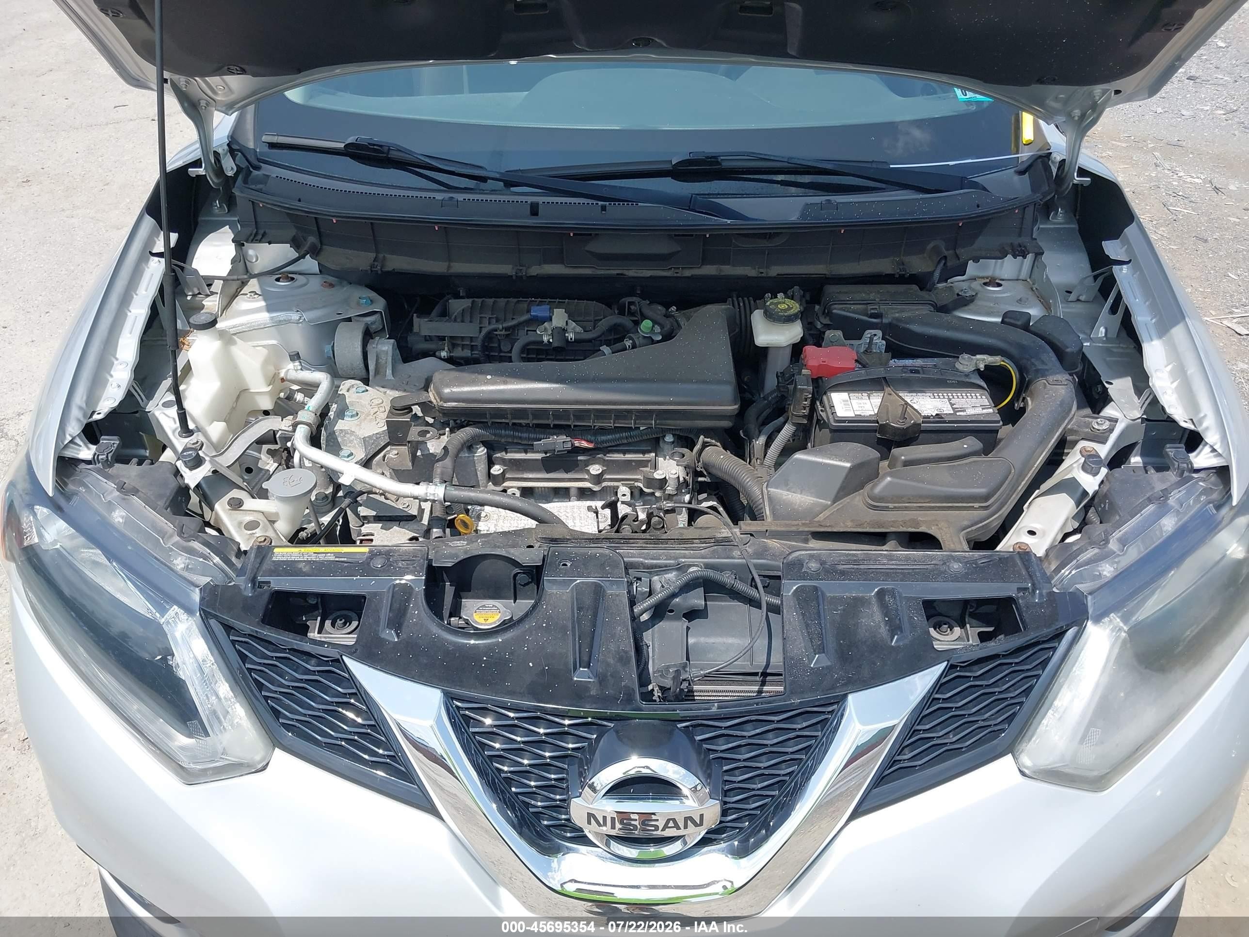 2015 Nissan Rogue S Silver vin: KNMAT2MV9FP583939