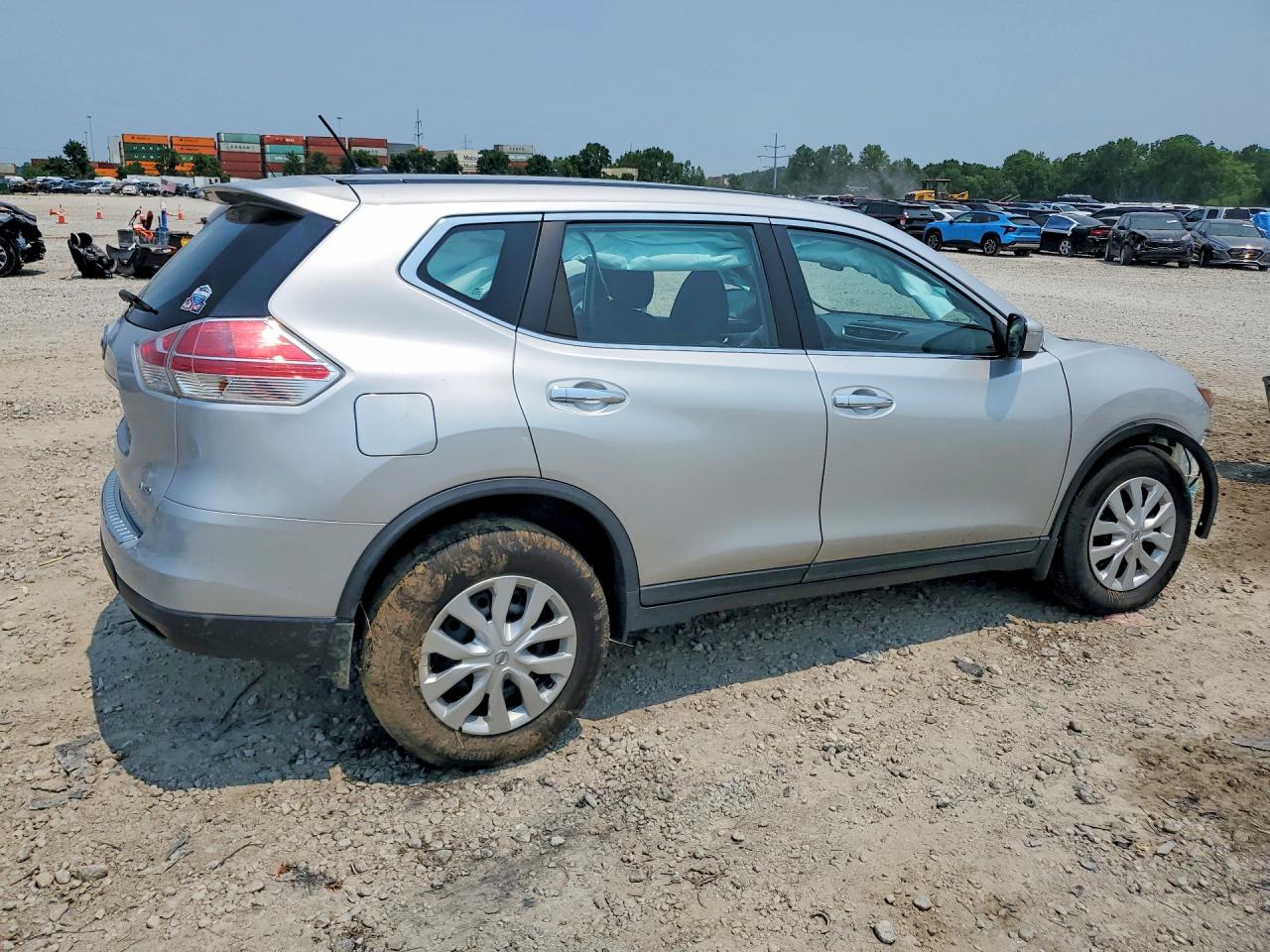 2015 Nissan Rogue S Silver vin: KNMAT2MV9FP591460