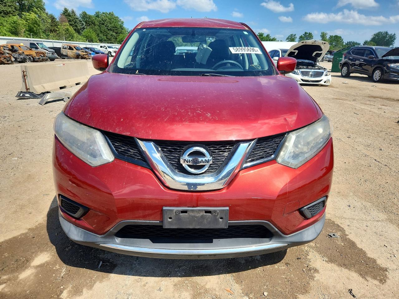 2016 Nissan Rogue S Красный vin: KNMAT2MV9GP638360