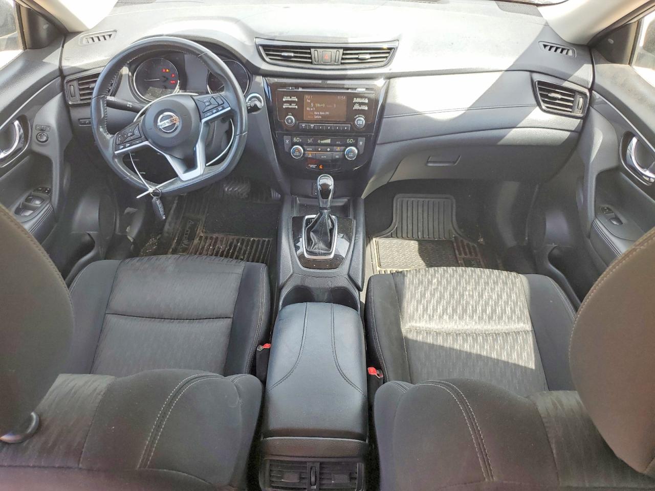2017 Nissan Rogue Sv Silver vin: KNMAT2MV9HP540799