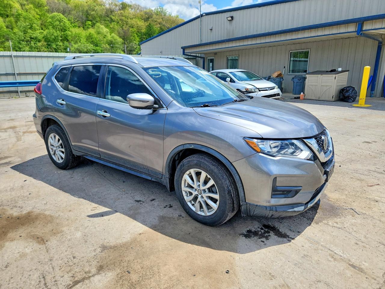2018 Nissan Rogue Sv Серый vin: KNMAT2MV9JP615698