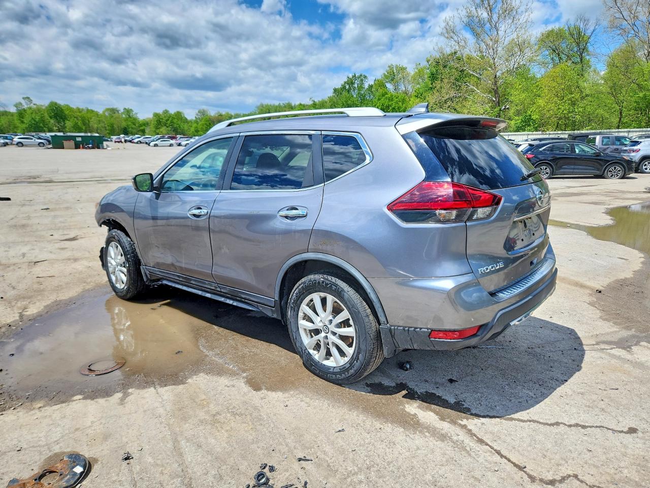 2018 Nissan Rogue Sv Серый vin: KNMAT2MV9JP615698