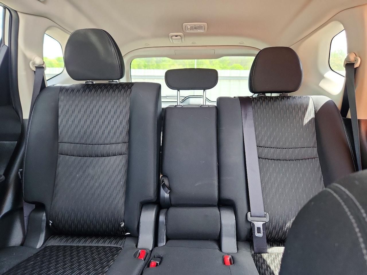 2018 Nissan Rogue Sv Серый vin: KNMAT2MV9JP615698