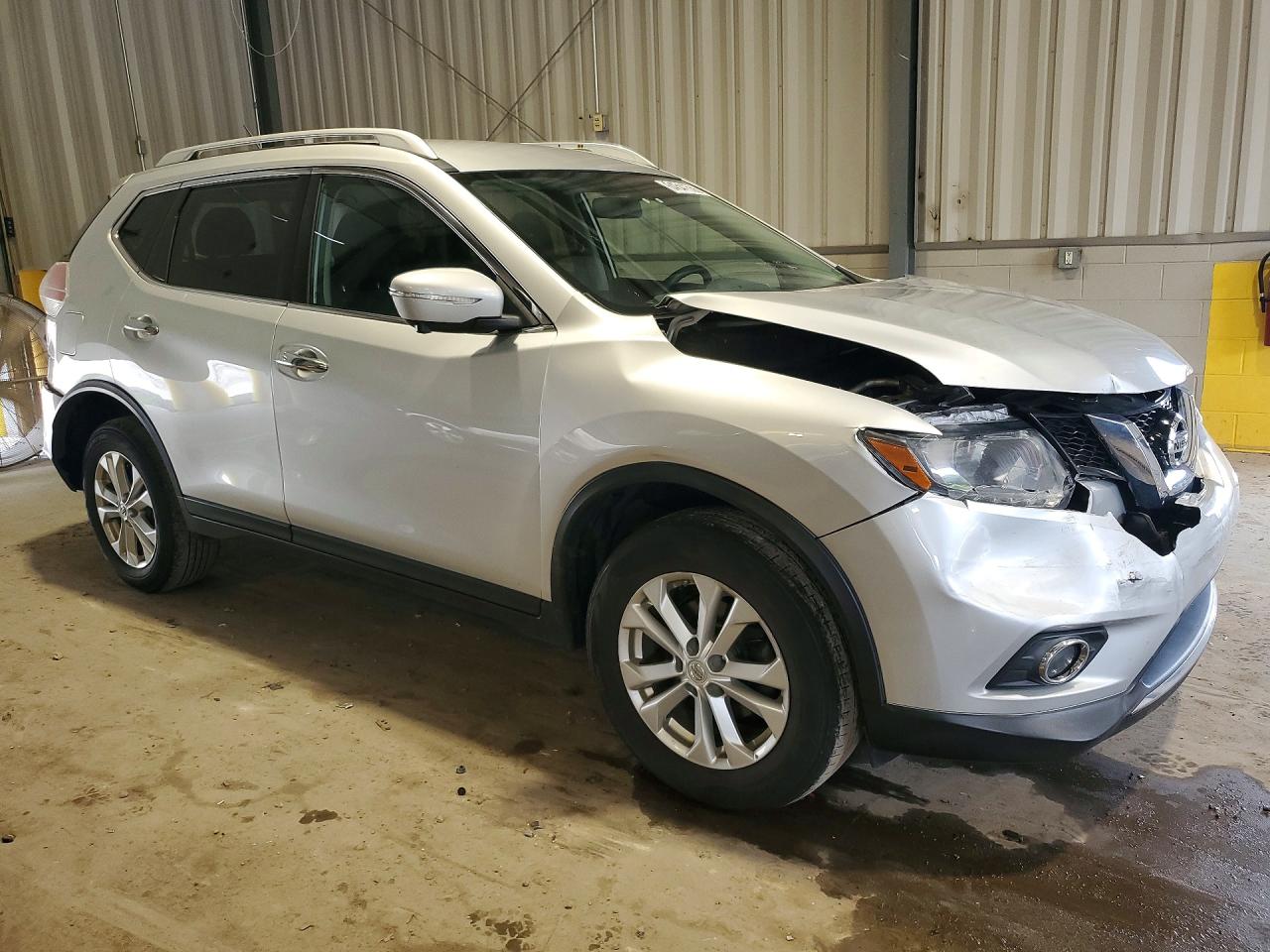 2015 Nissan Rogue Sv Silver vin: KNMAT2MVXFP500485