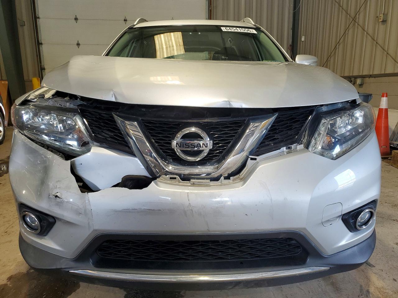 2015 Nissan Rogue Sv Silver vin: KNMAT2MVXFP500485