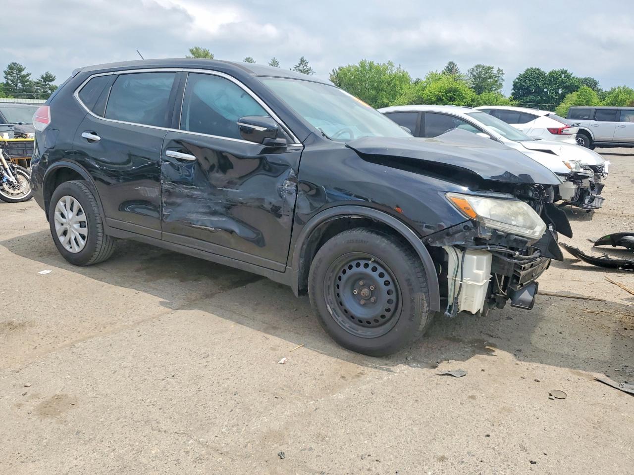 2015 Nissan Rogue S Черный vin: KNMAT2MVXFP502737