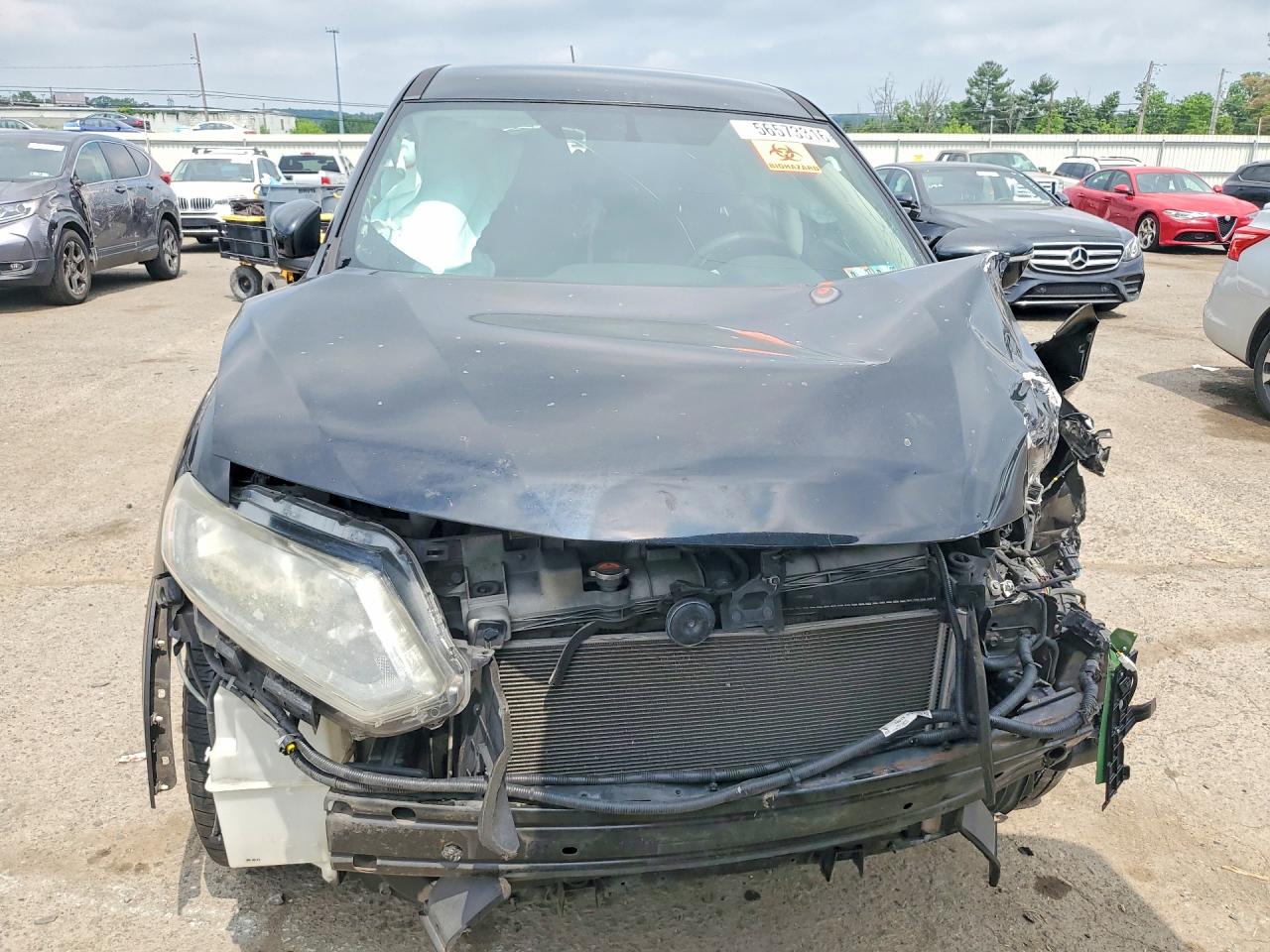 2015 Nissan Rogue S Черный vin: KNMAT2MVXFP502737