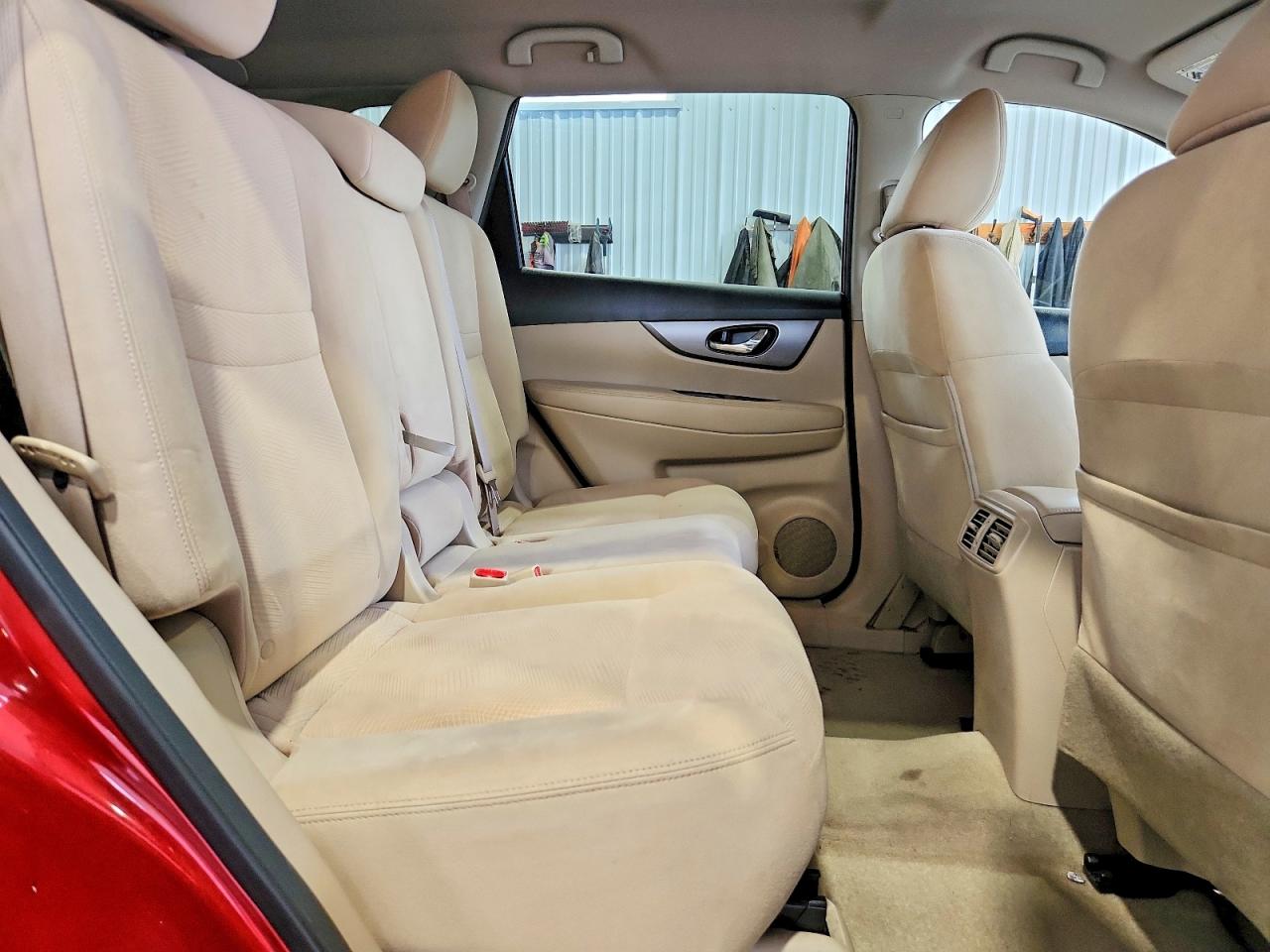 2015 Nissan Rogue Sv Red vin: KNMAT2MVXFP505315
