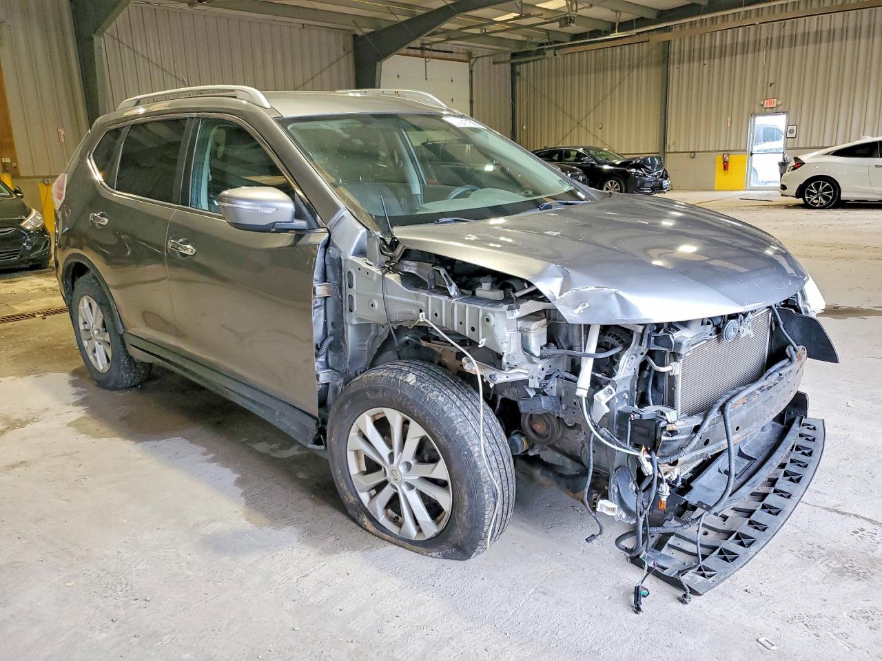 2015 Nissan Rogue Sv Silver vin: KNMAT2MVXFP508781