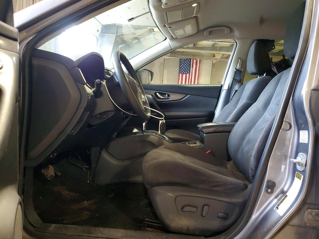 2015 Nissan Rogue Sv Silver vin: KNMAT2MVXFP508781
