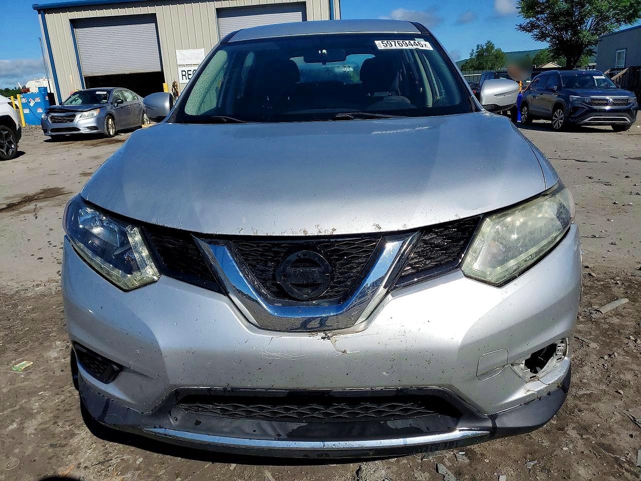 2015 Nissan Rogue S Silver vin: KNMAT2MVXFP514046