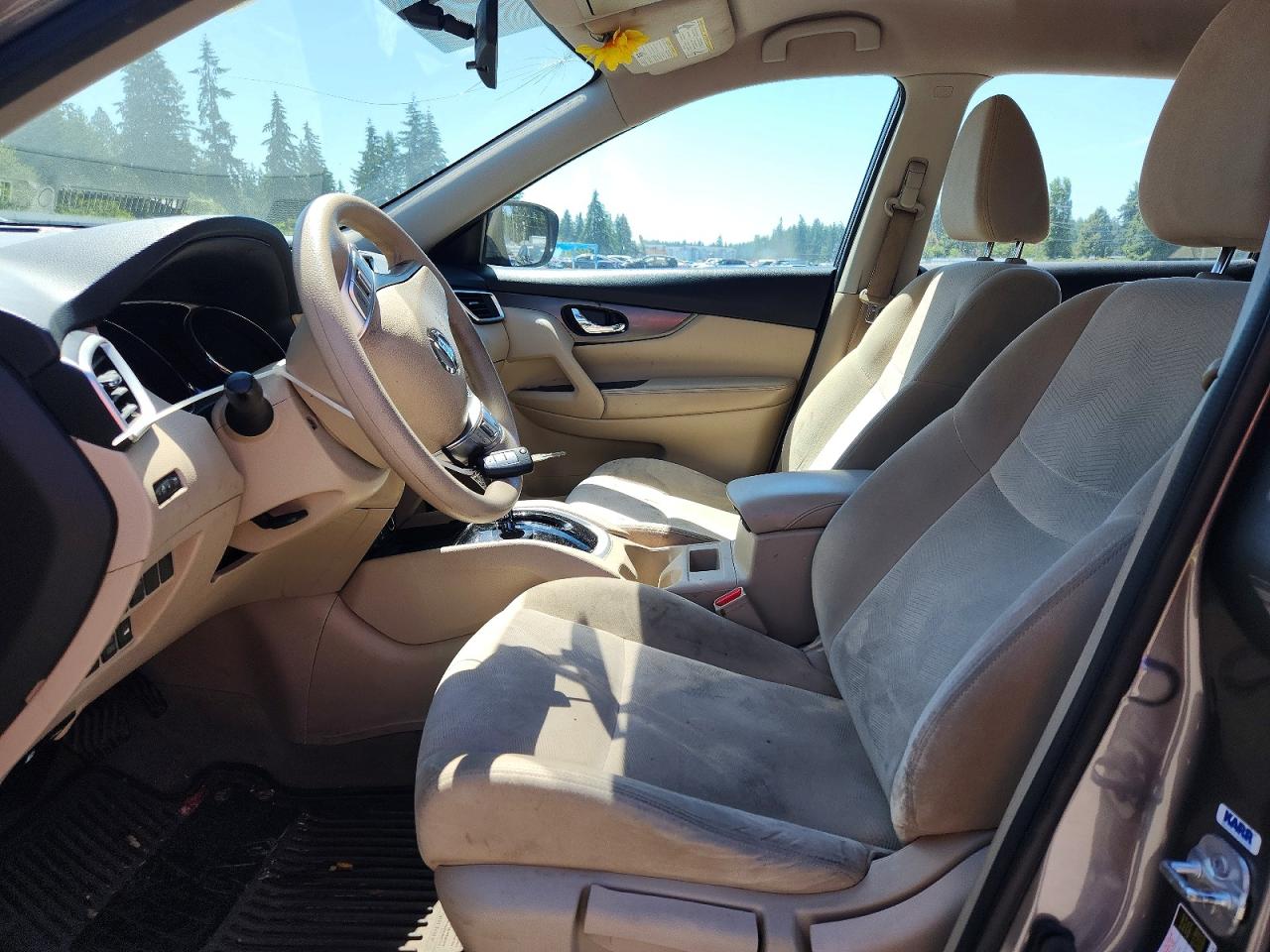 2015 Nissan Rogue S Silver vin: KNMAT2MVXFP514905