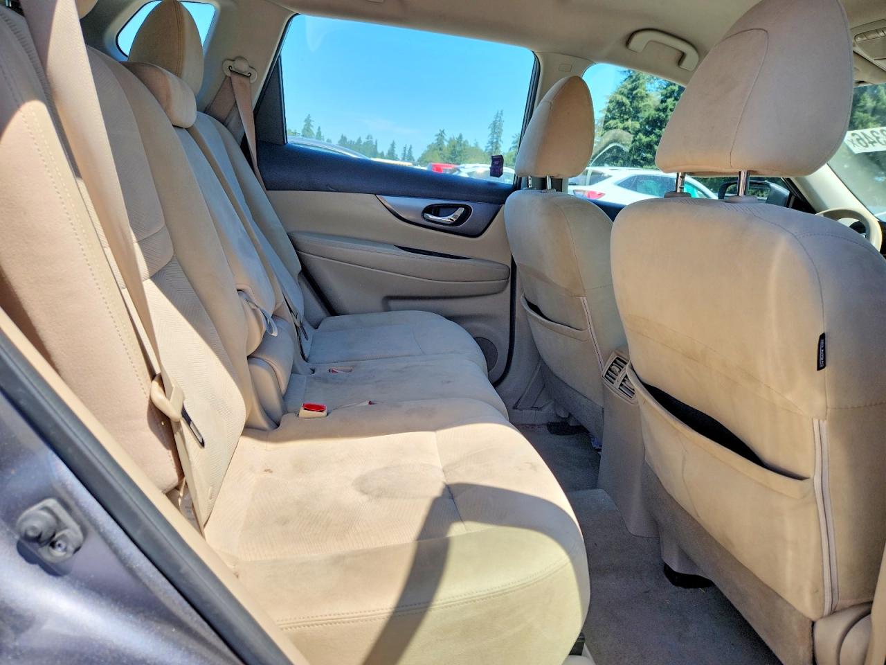 2015 Nissan Rogue S Silver vin: KNMAT2MVXFP514905