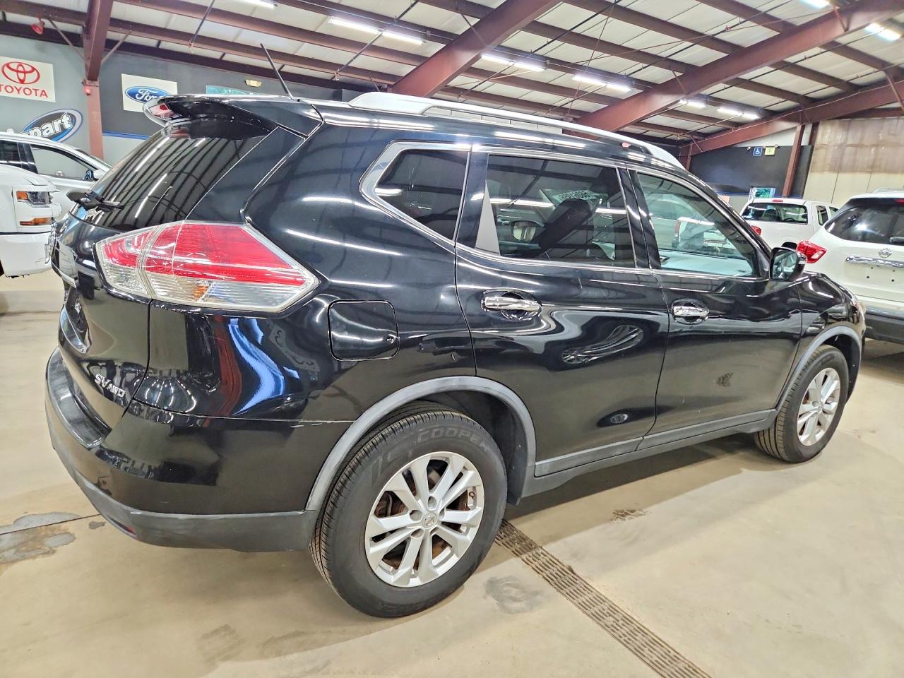 2015 Nissan Rogue Sv Black vin: KNMAT2MVXFP520977