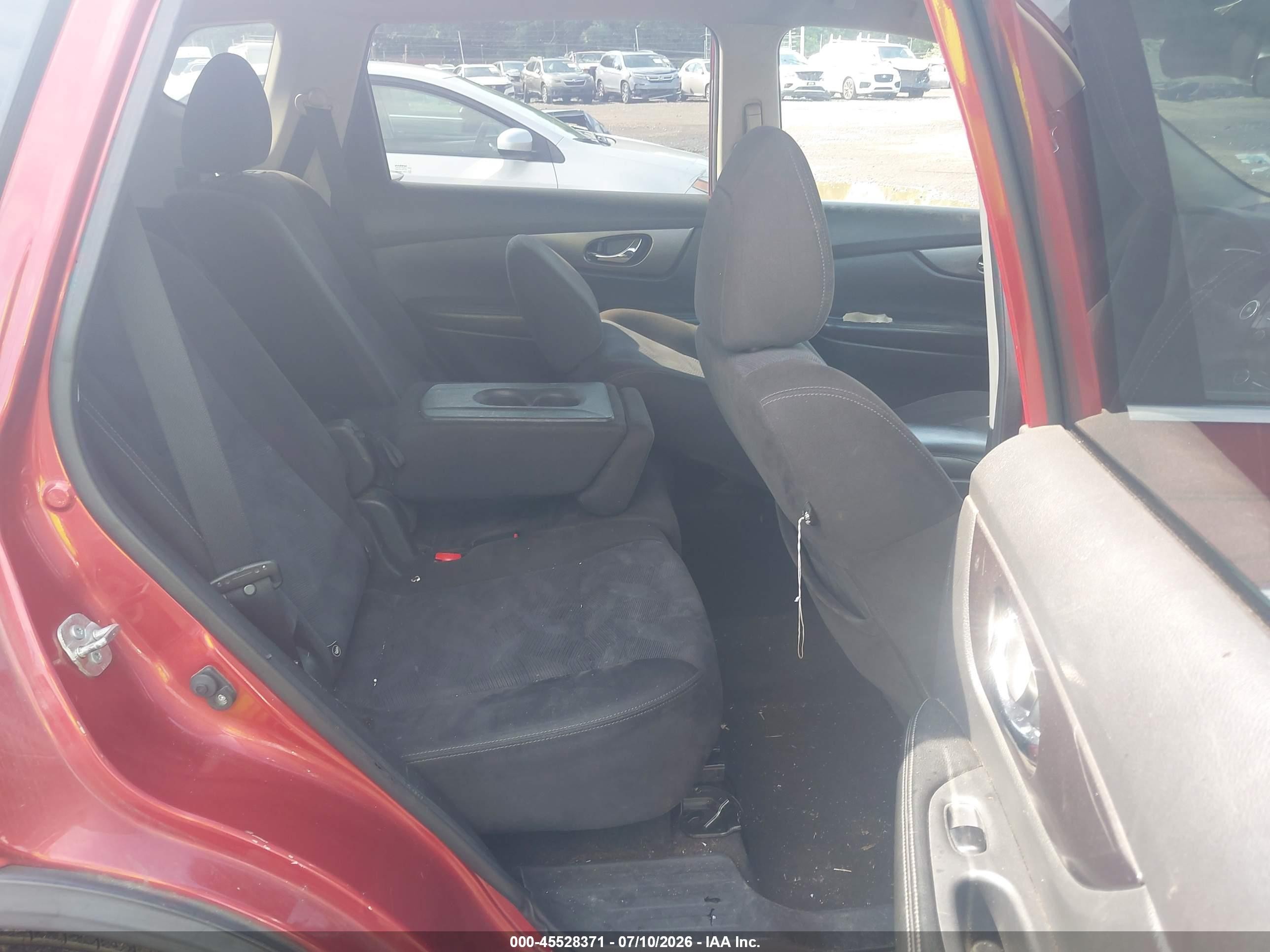 2015 Nissan Rogue Sv Red vin: KNMAT2MVXFP521031