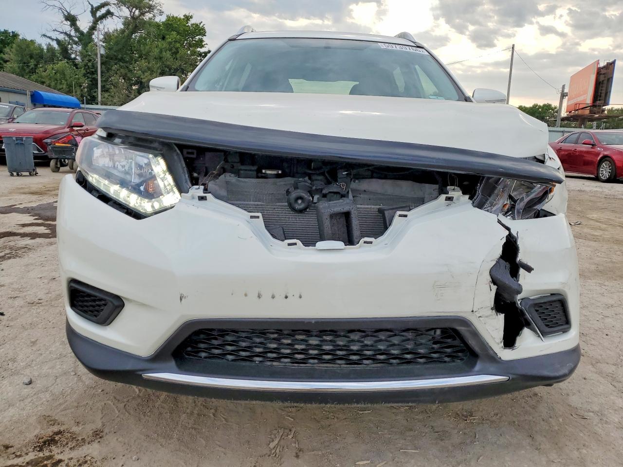 2015 Nissan Rogue S Белый vin: KNMAT2MVXFP534670