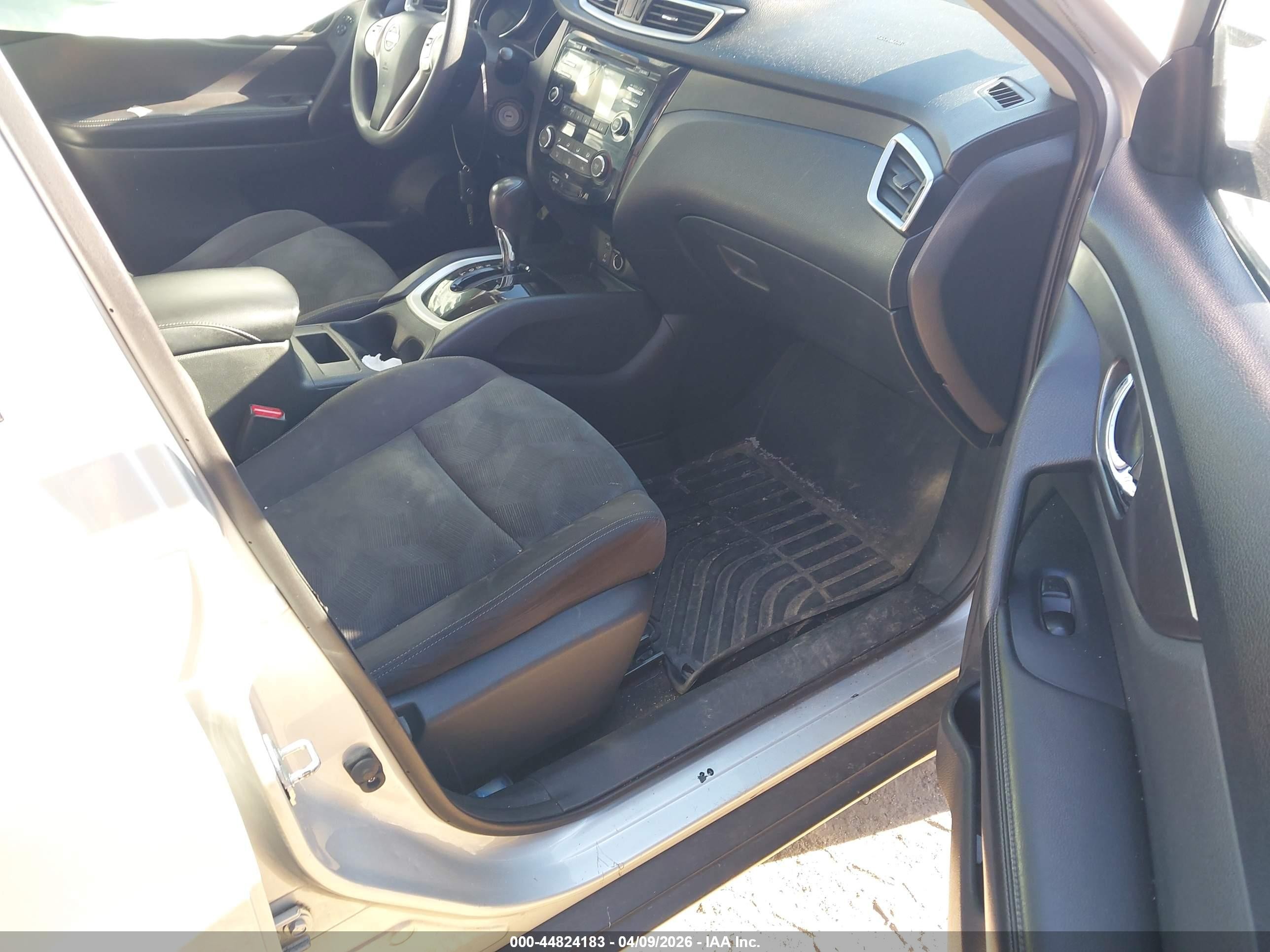 2015 Nissan Rogue S Gray vin: KNMAT2MVXFP536144