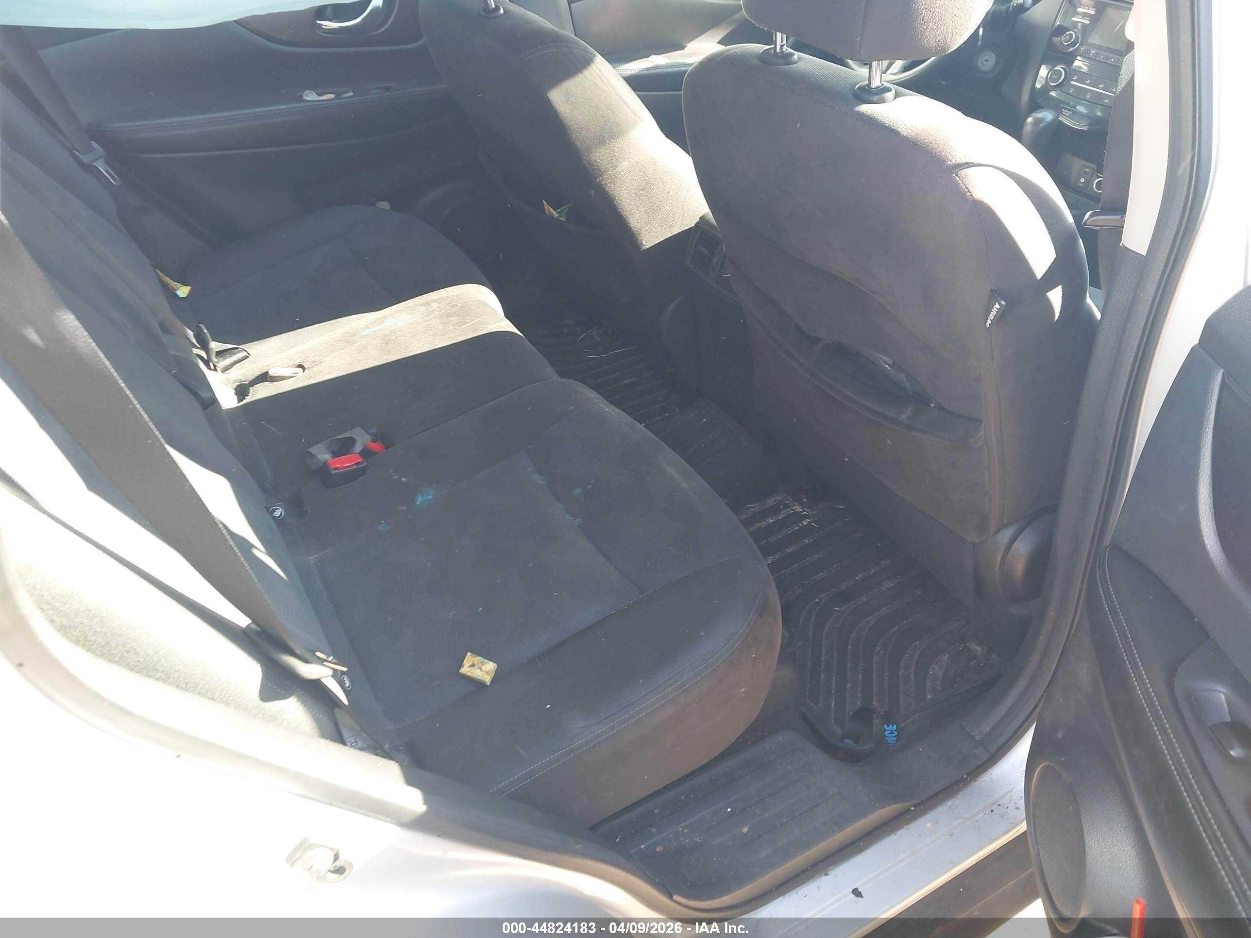 2015 Nissan Rogue S Gray vin: KNMAT2MVXFP536144