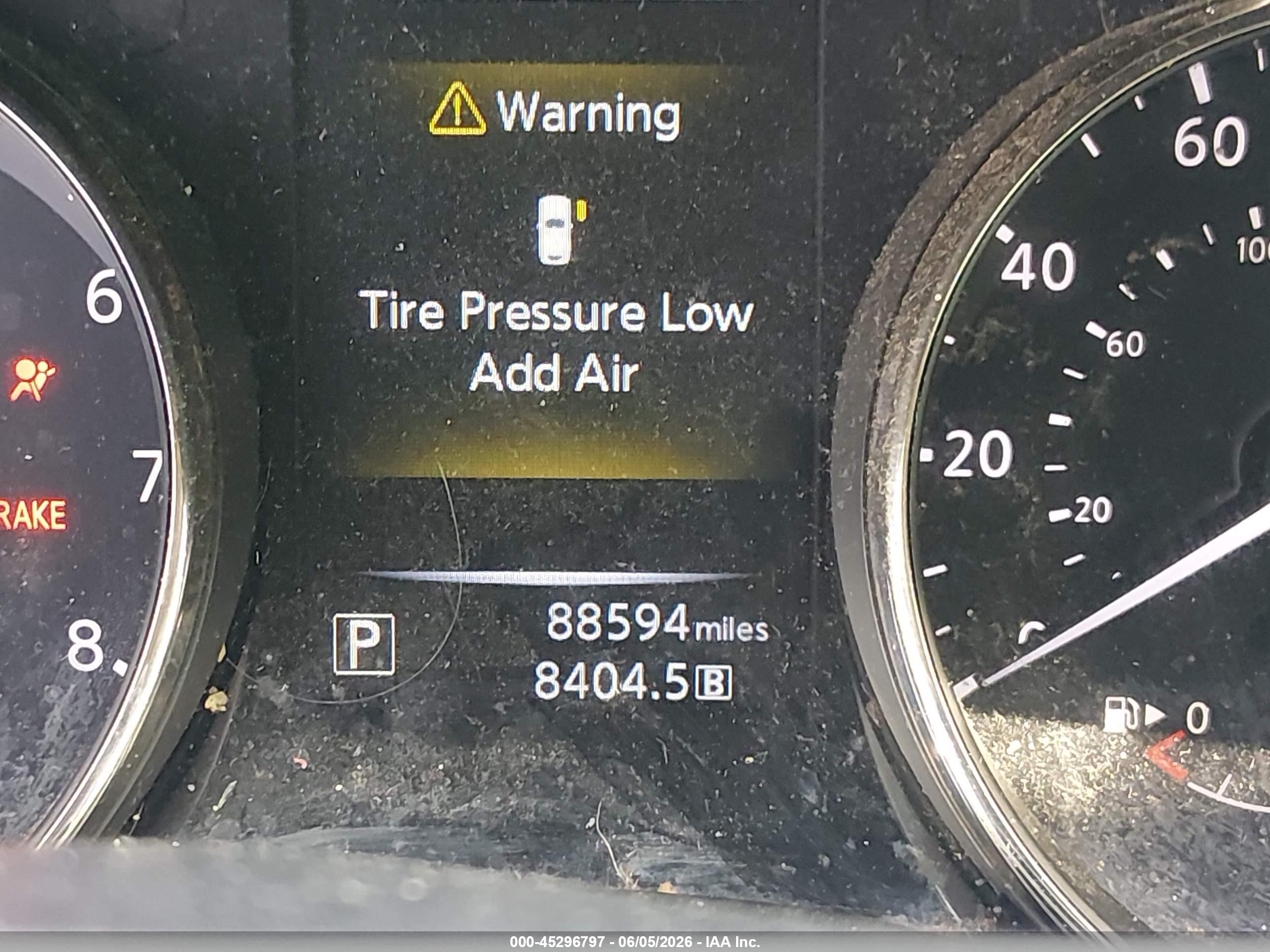 2015 Nissan Rogue S Черный vin: KNMAT2MVXFP538136