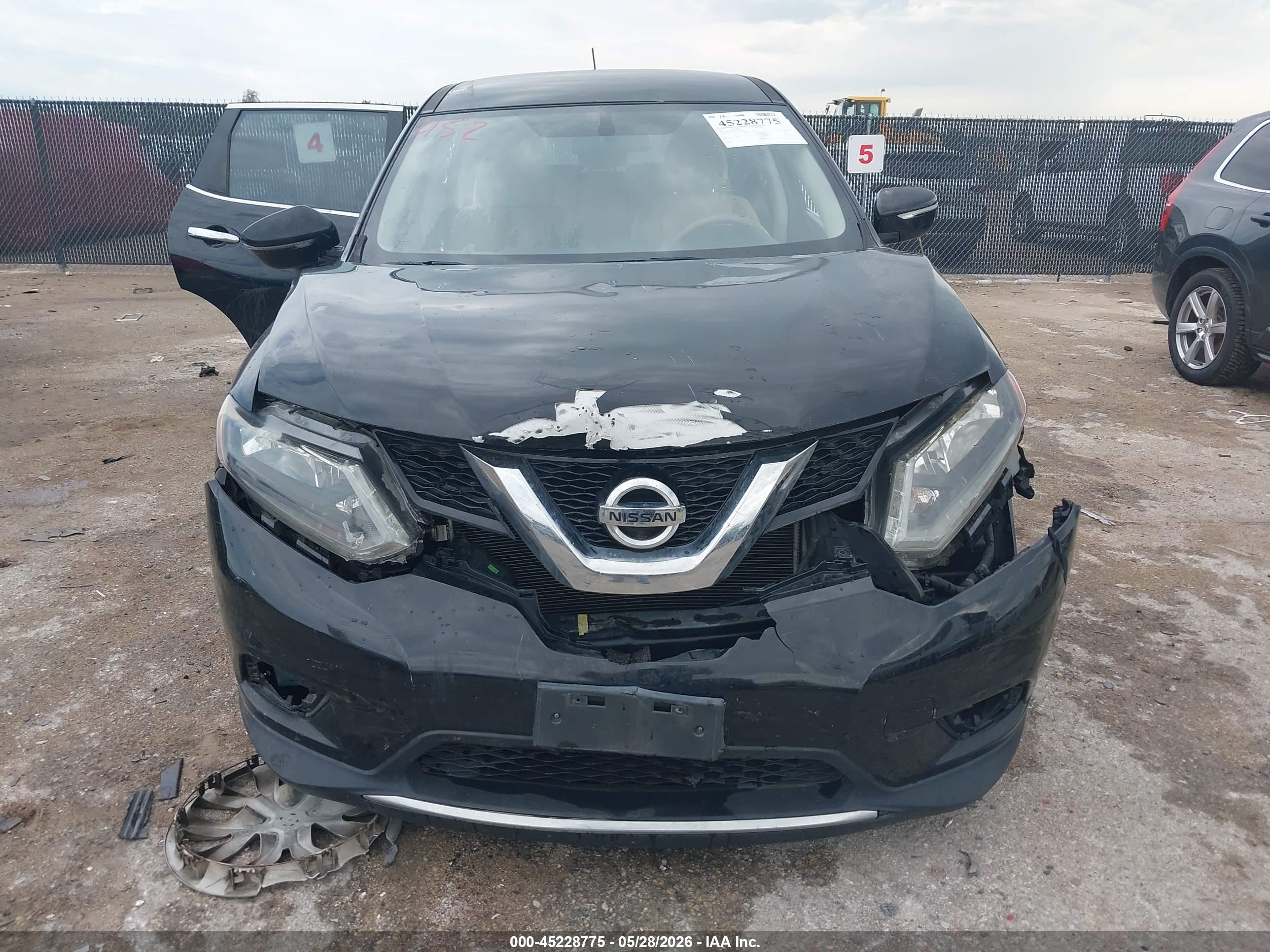2015 Nissan Rogue S Black vin: KNMAT2MVXFP539738