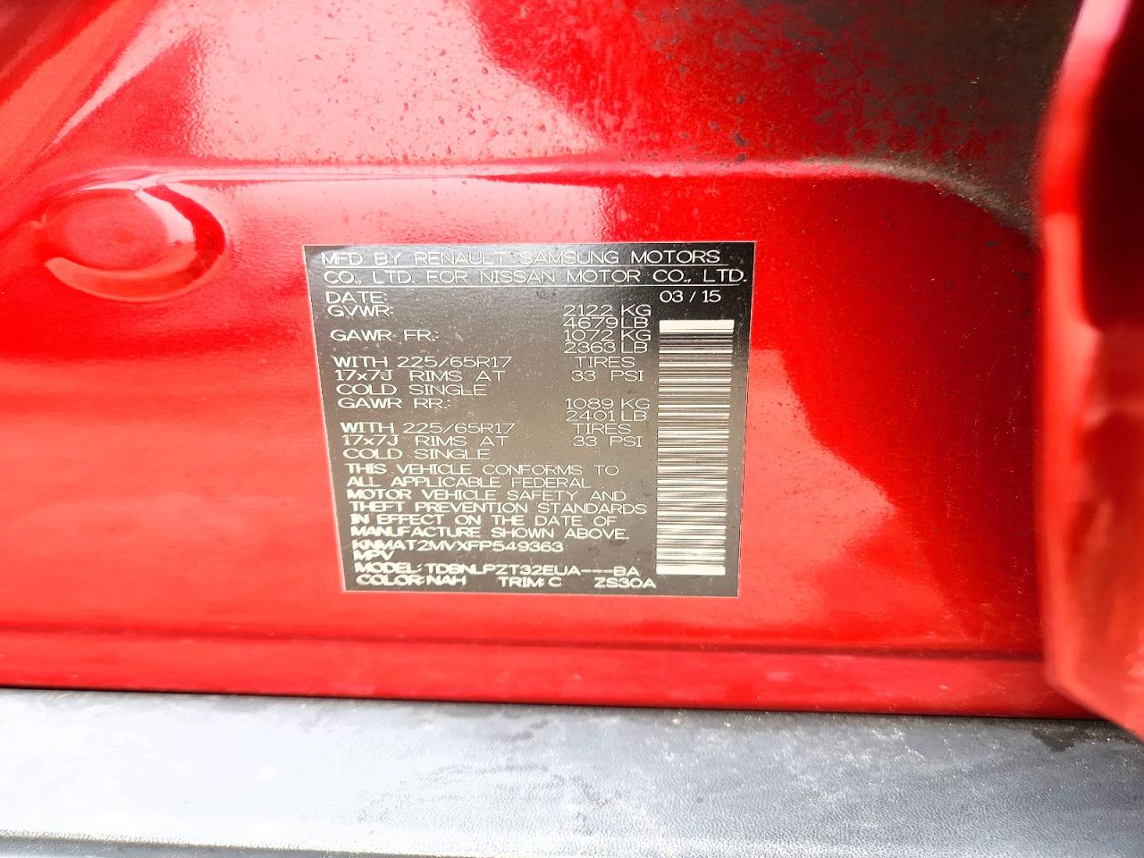 2015 Nissan Rogue S Red vin: KNMAT2MVXFP549363