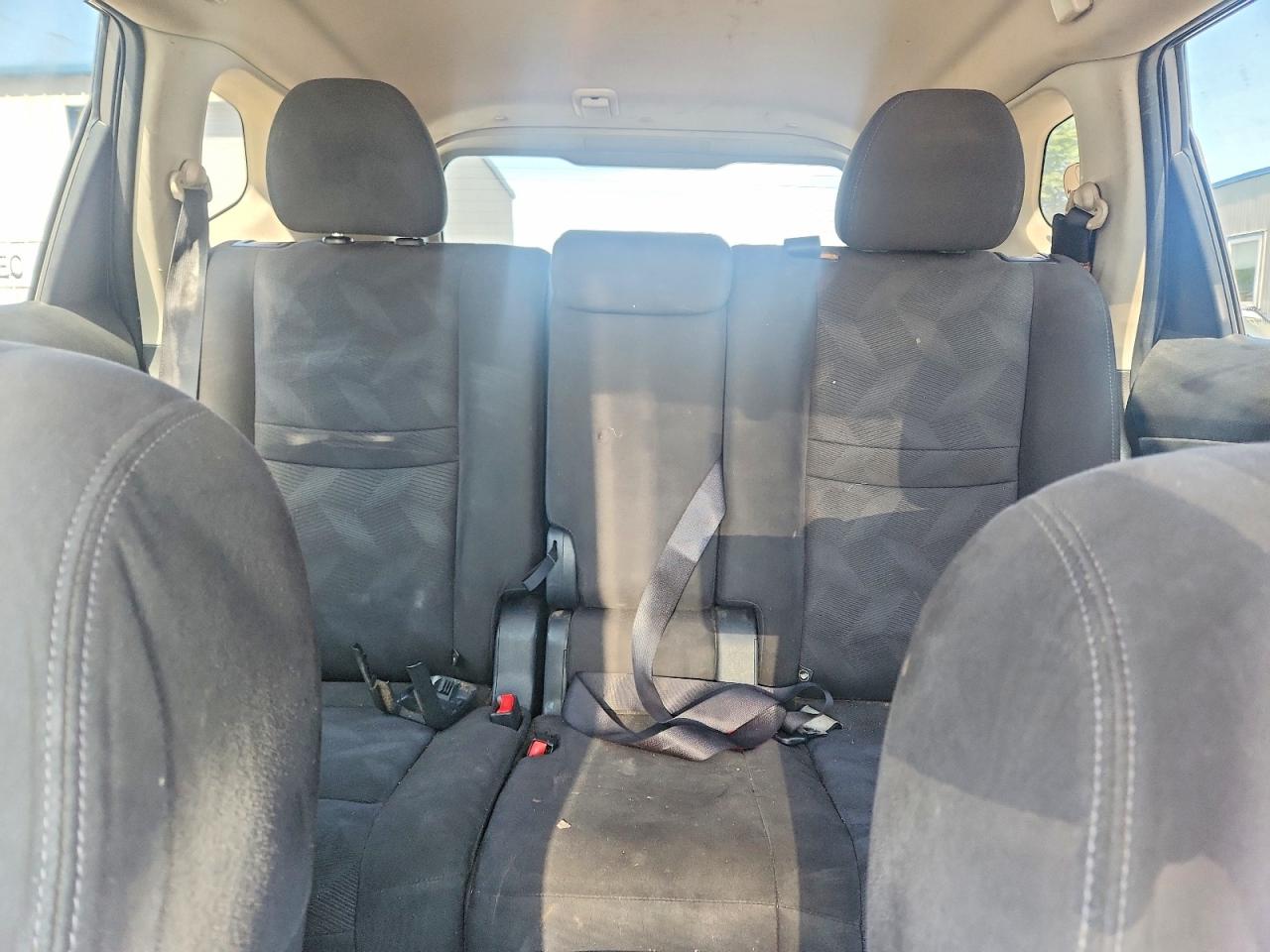 2015 Nissan Rogue Sv Gray vin: KNMAT2MVXFP567605