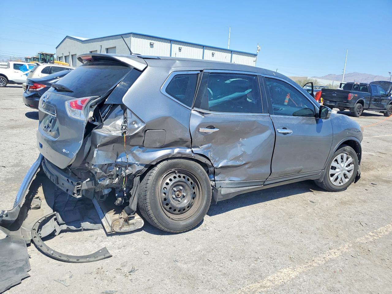 2015 Nissan Rogue S Gray vin: KNMAT2MVXFP567782