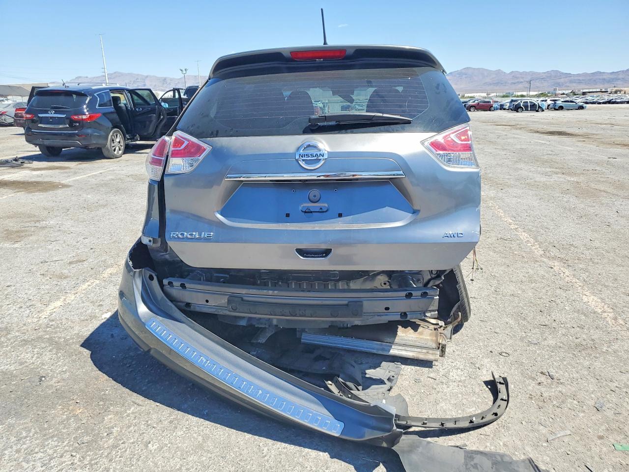 2015 Nissan Rogue S Gray vin: KNMAT2MVXFP567782